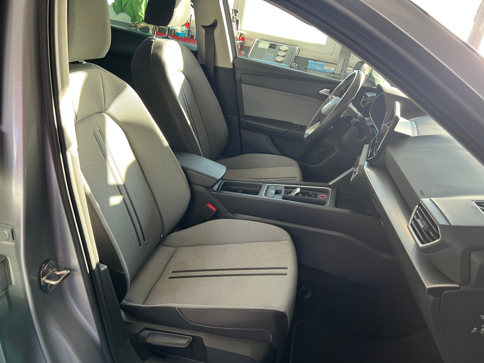 SEAT Leon ST 2.0 TDI EVO DSG 4Drive Style-image-6