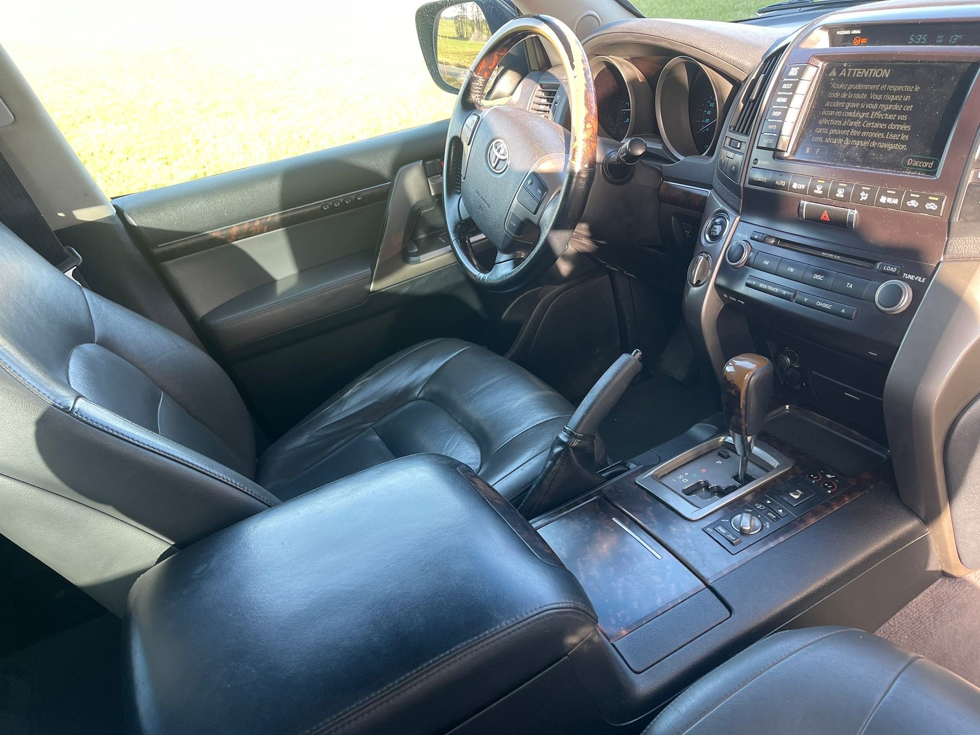 TOYOTA Land Cruiser V8 4.5 D-4D Linea Sol-image-6