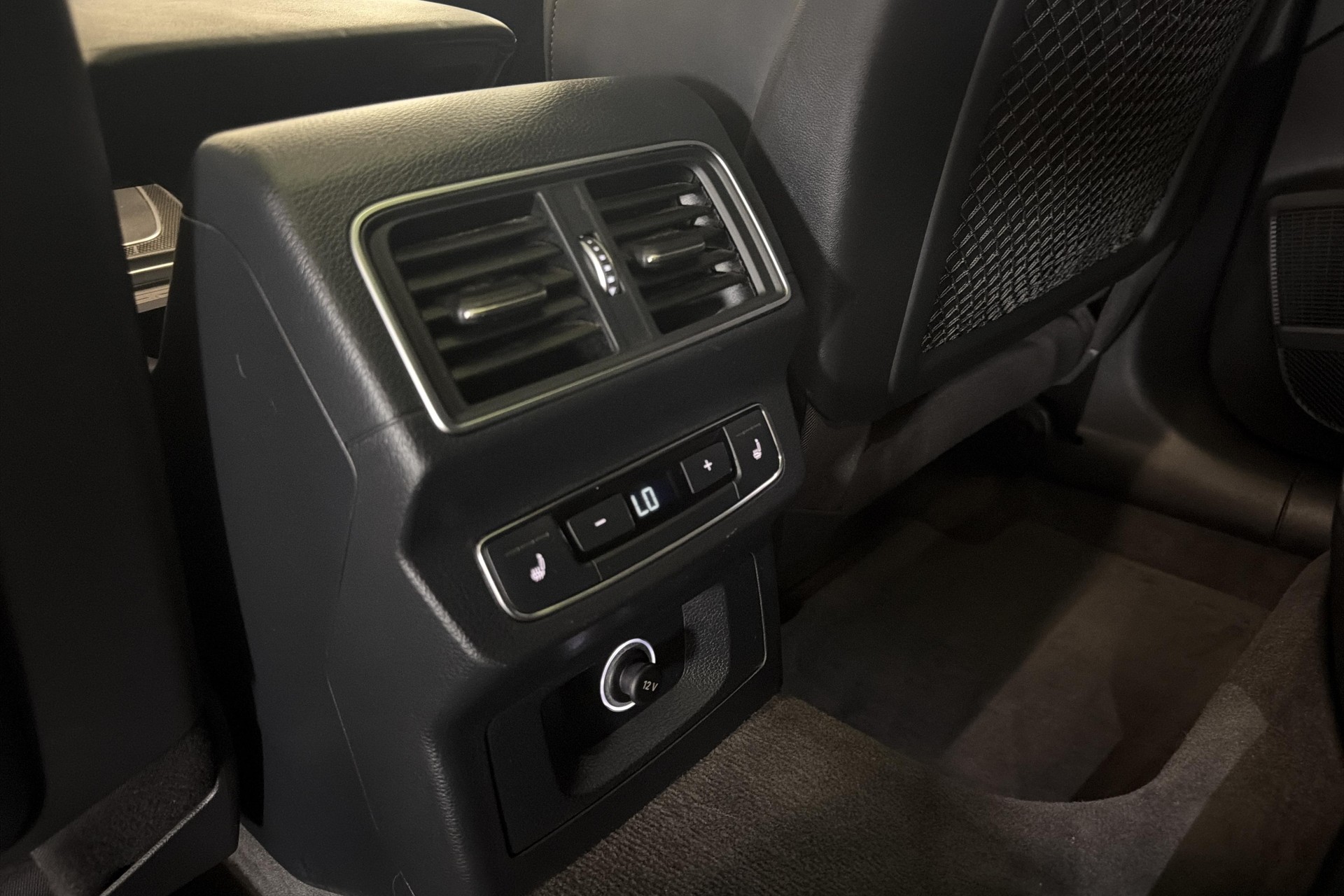 AUDI SQ5 3.0 TFSI quattro S-tronic-image-21