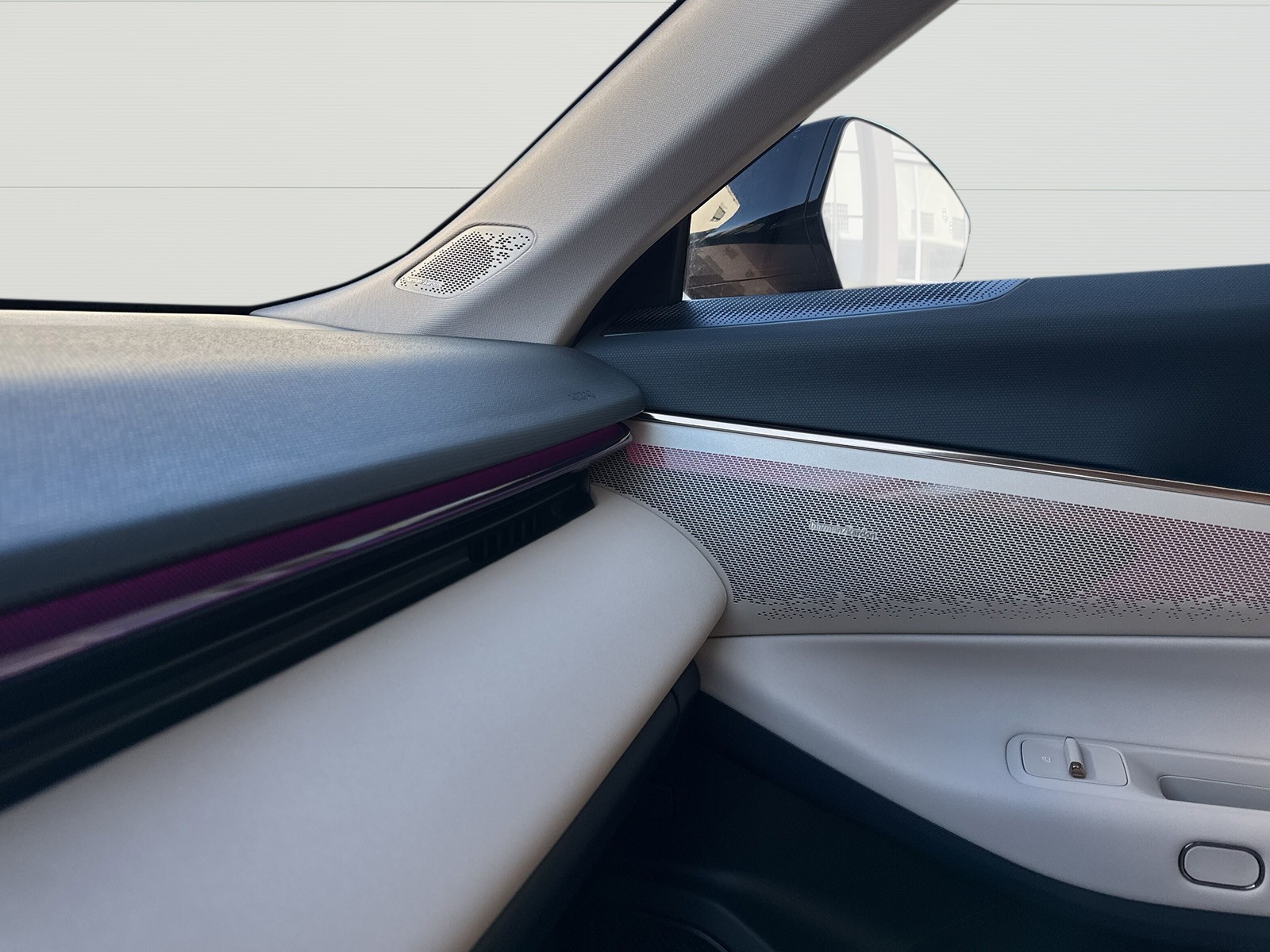 LYNK & CO 08 1.5 PHEV More-image-15