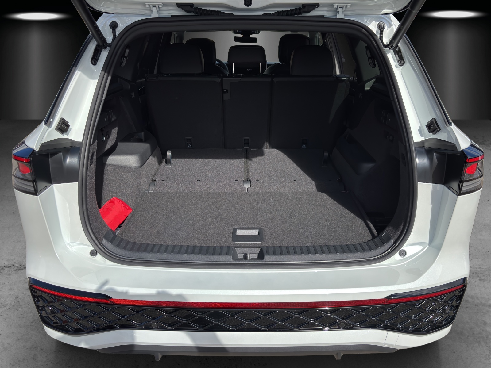 VW Tayron 2.0 TSI R-Line DSG 4Motion-image-6