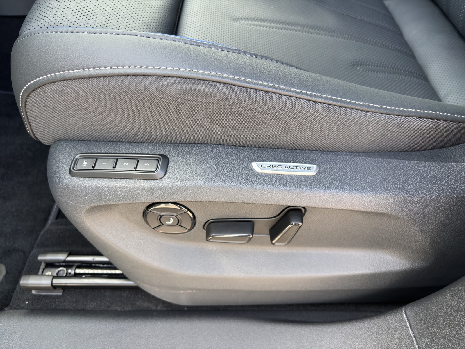 VW Tayron 2.0 TSI R-Line DSG 4Motion-image-16