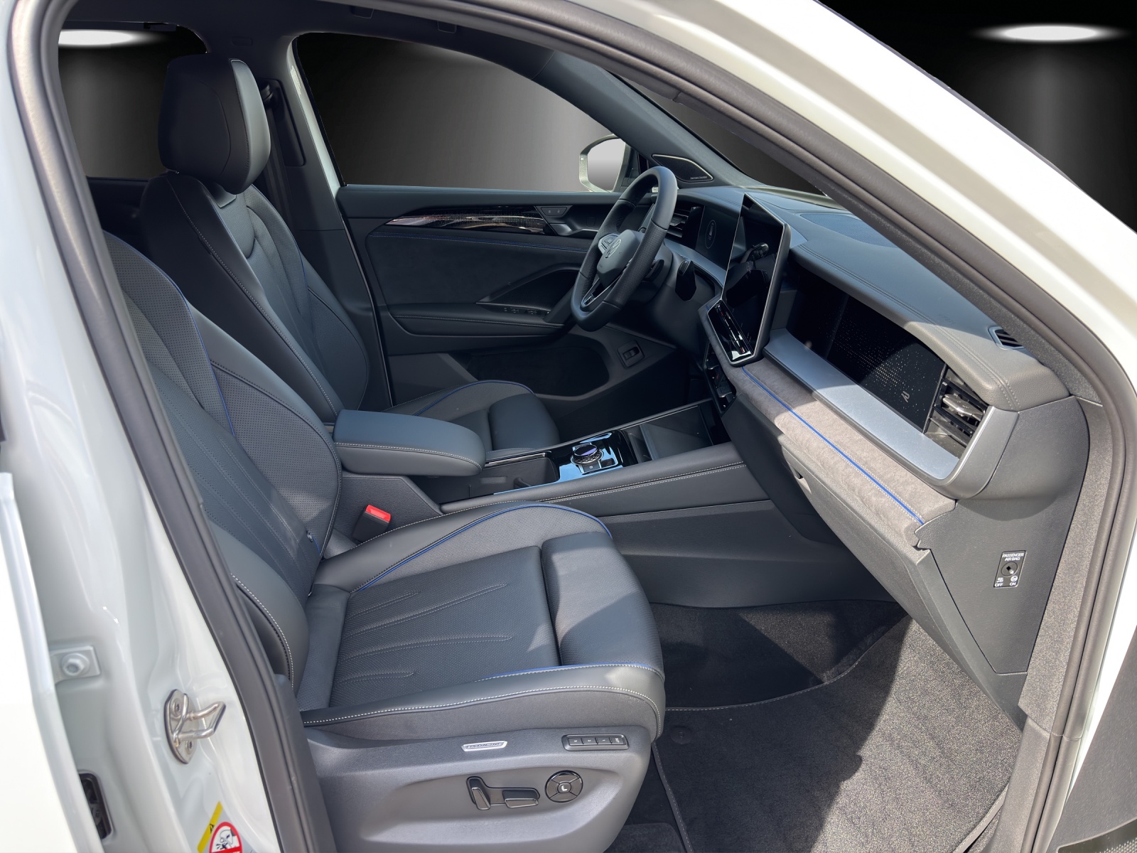 VW Tayron 2.0 TSI R-Line DSG 4Motion-image-8