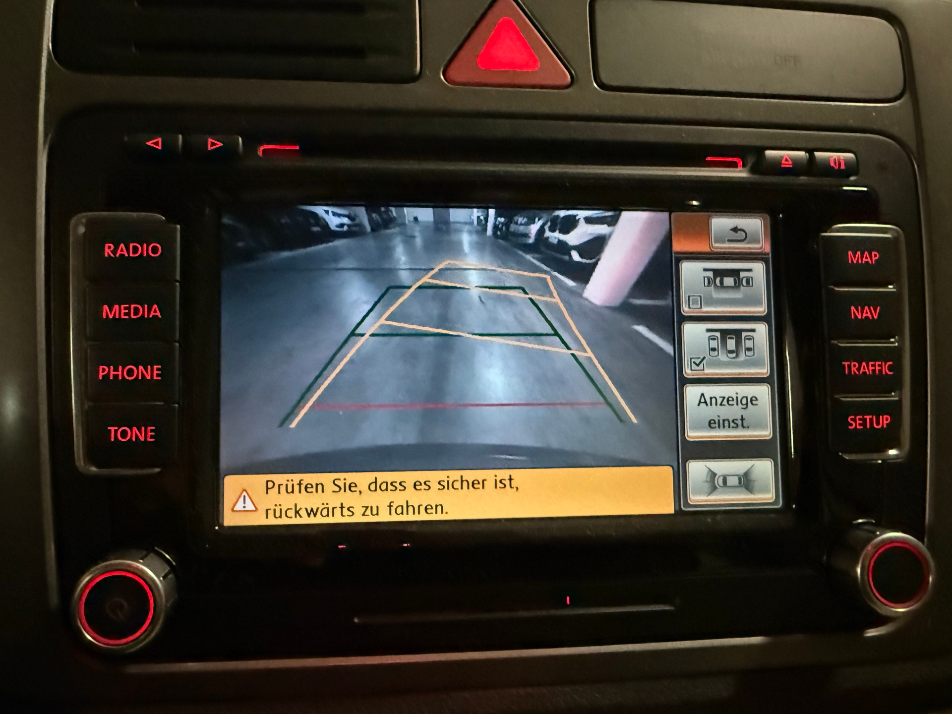 VW Tiguan 2.0 TSI Sport&Style Tiptronic-image-11