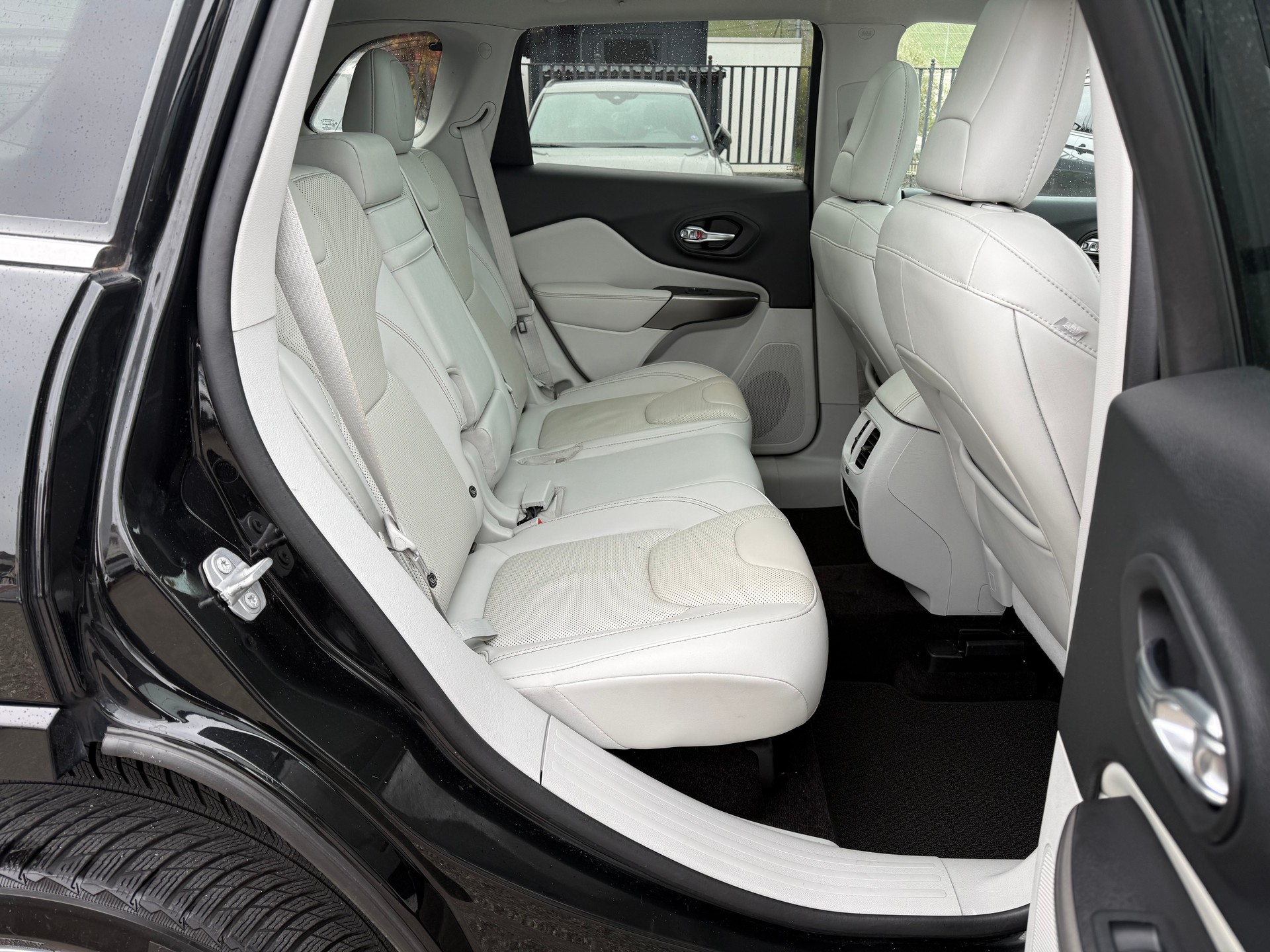 JEEP Cherokee 2.2MJ Overland AWD Drive I 9ATX-image-11