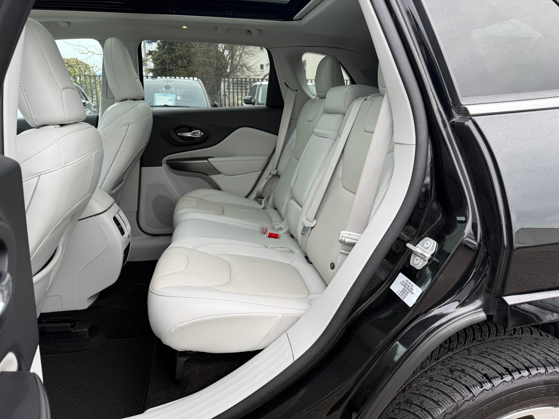 JEEP Cherokee 2.2MJ Overland AWD Drive I 9ATX-image-9