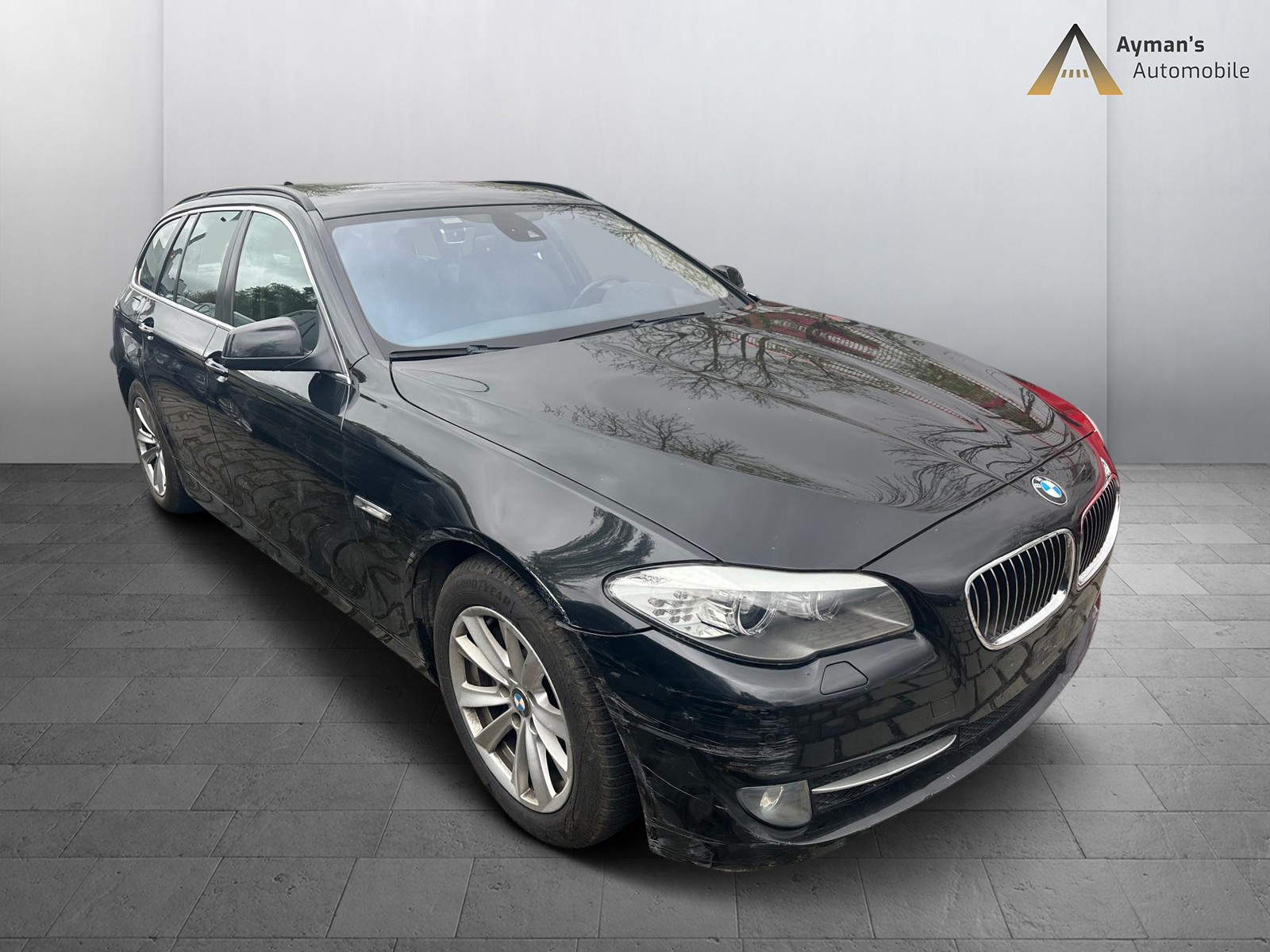 BMW 530d xDrive Touring Steptronic-image-1