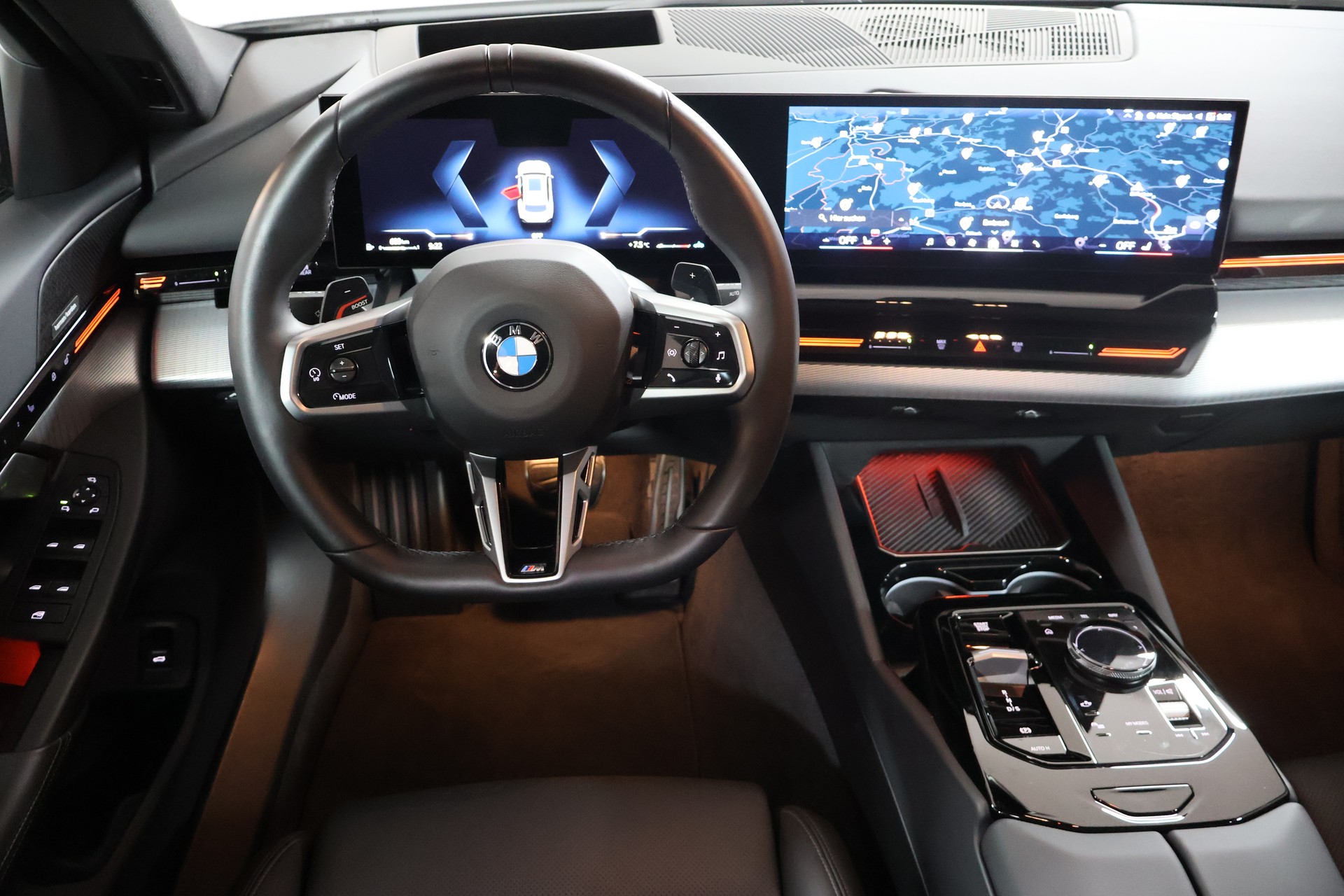 BMW 520d xDrive 48V Touring Steptronic-image-8