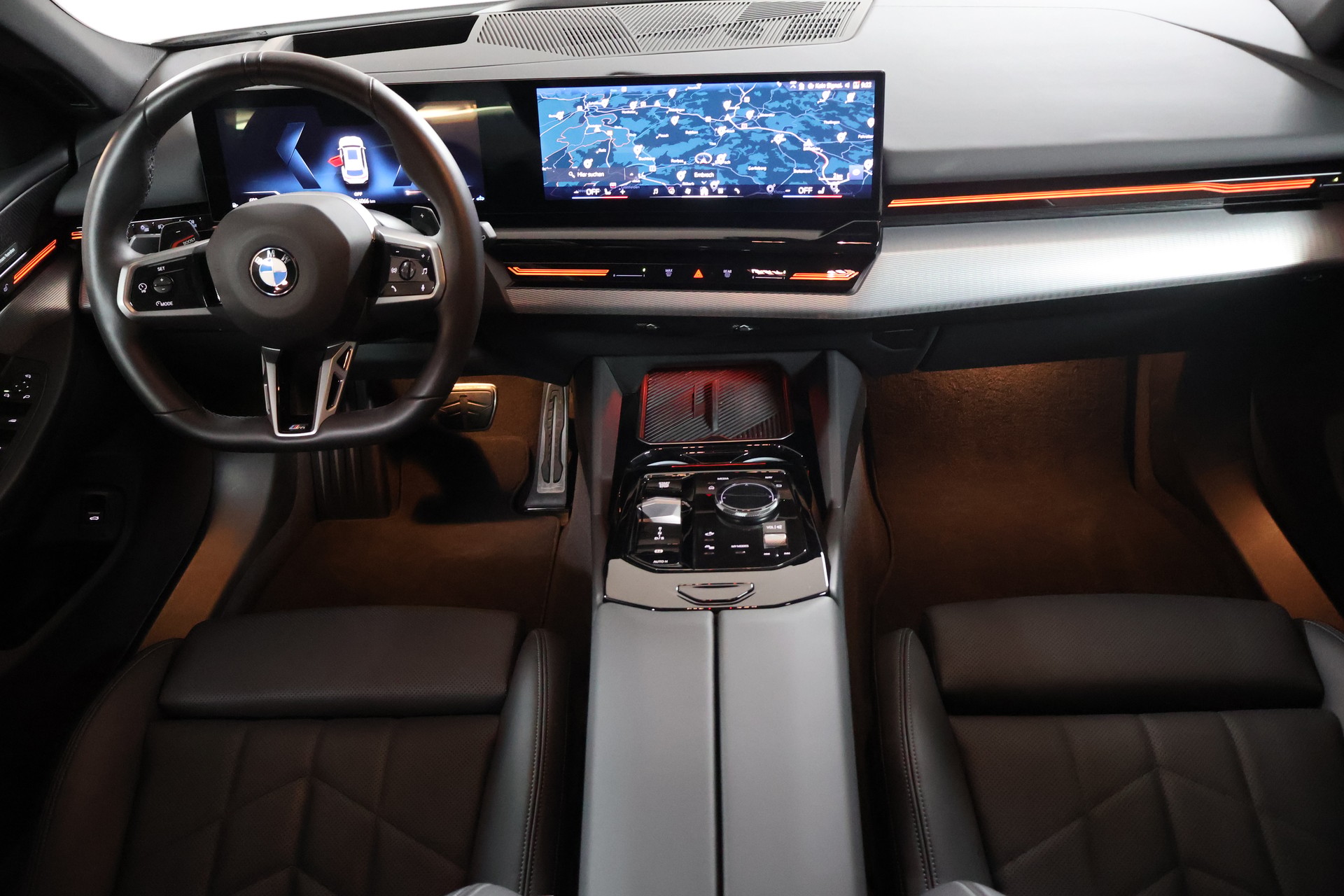 BMW 520d xDrive 48V Touring Steptronic-image-9