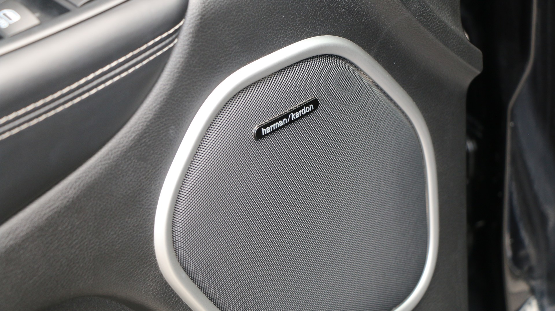JEEP GrandCherokee 6.4 SRT8-image-9