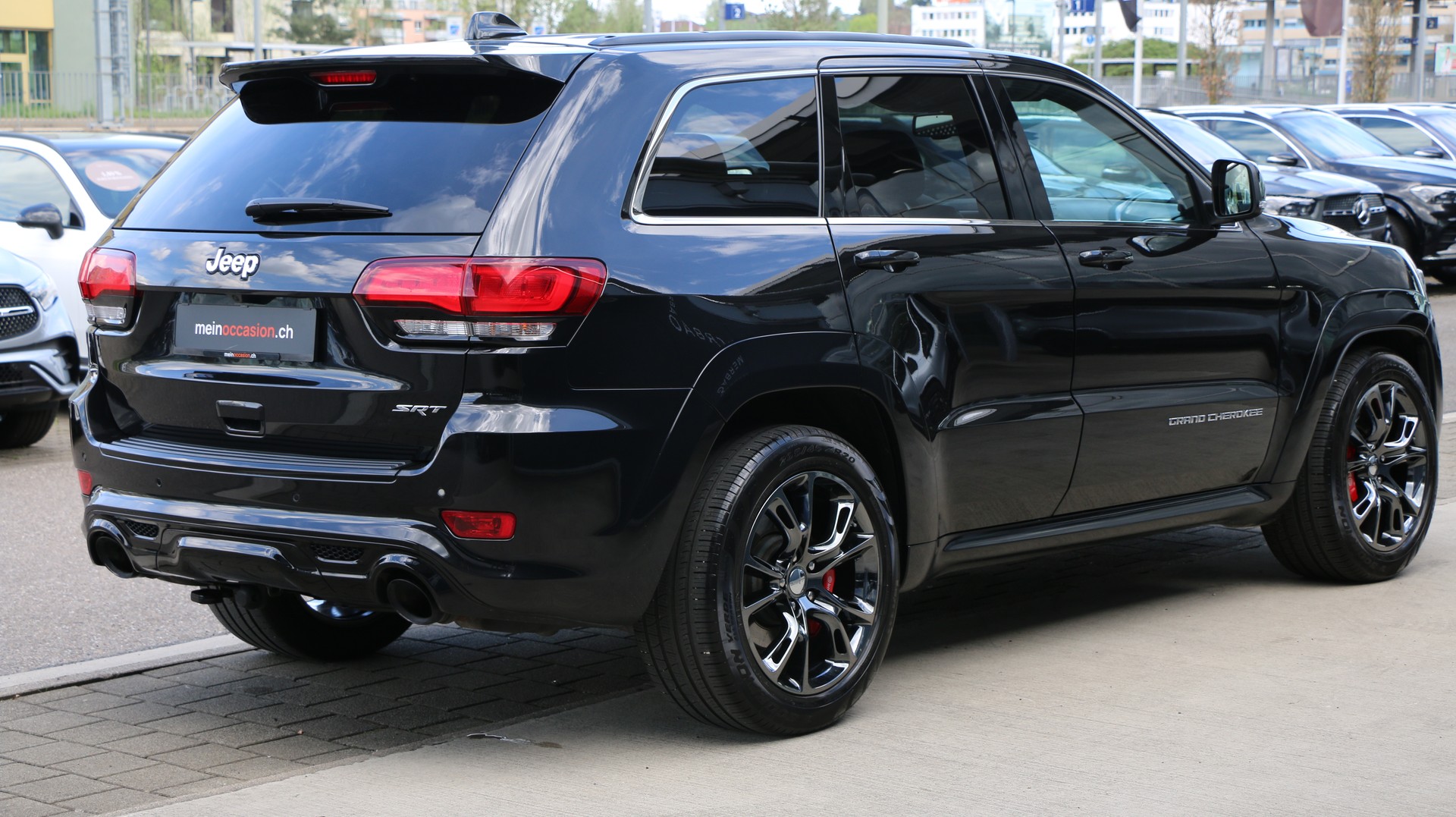 JEEP GrandCherokee 6.4 SRT8-image-5