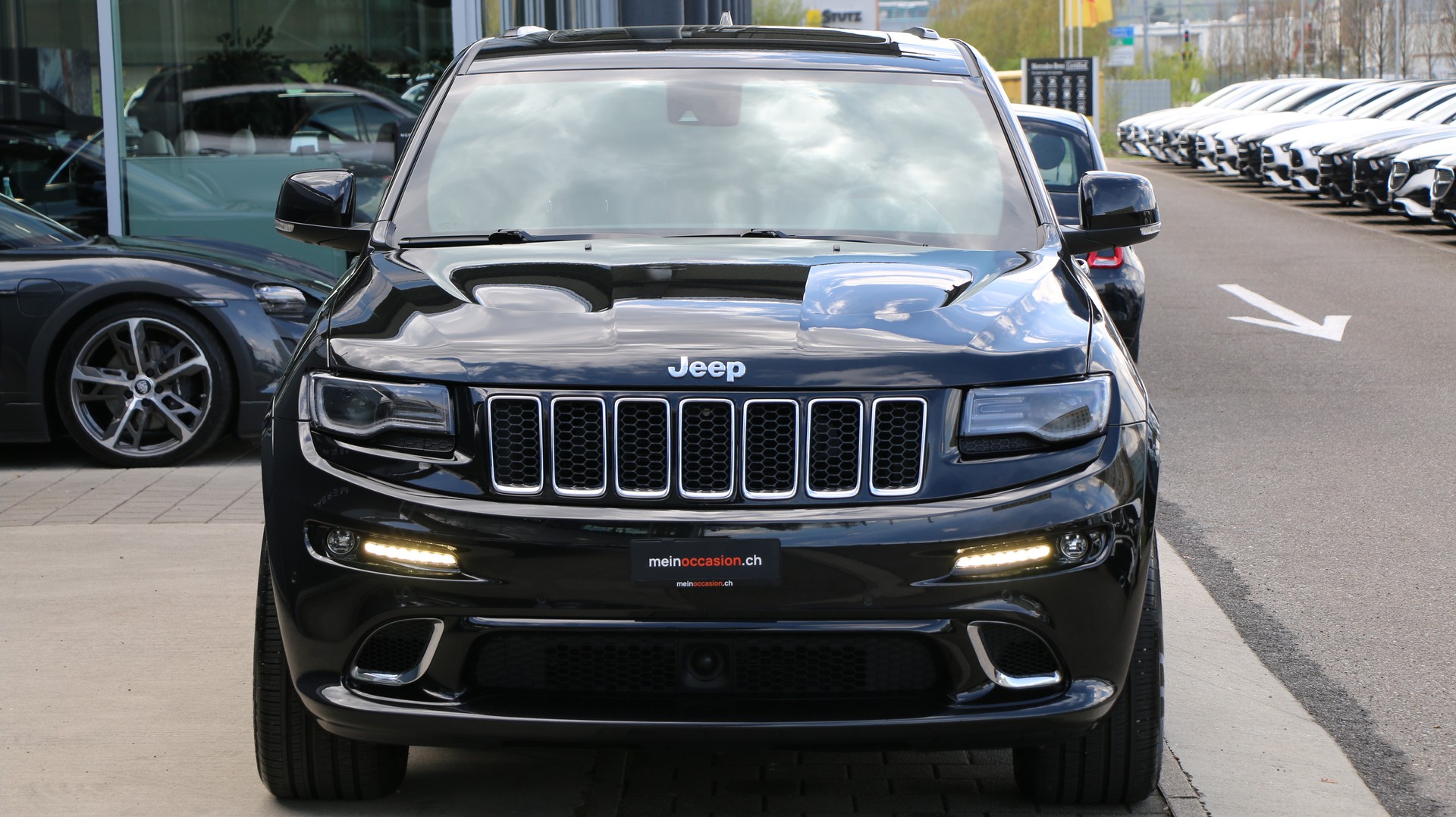 JEEP GrandCherokee 6.4 SRT8-image-6