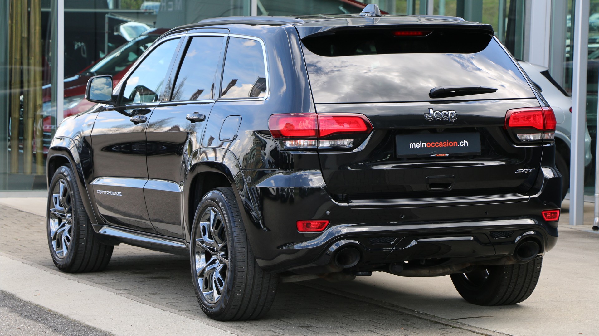 JEEP GrandCherokee 6.4 SRT8-image-3
