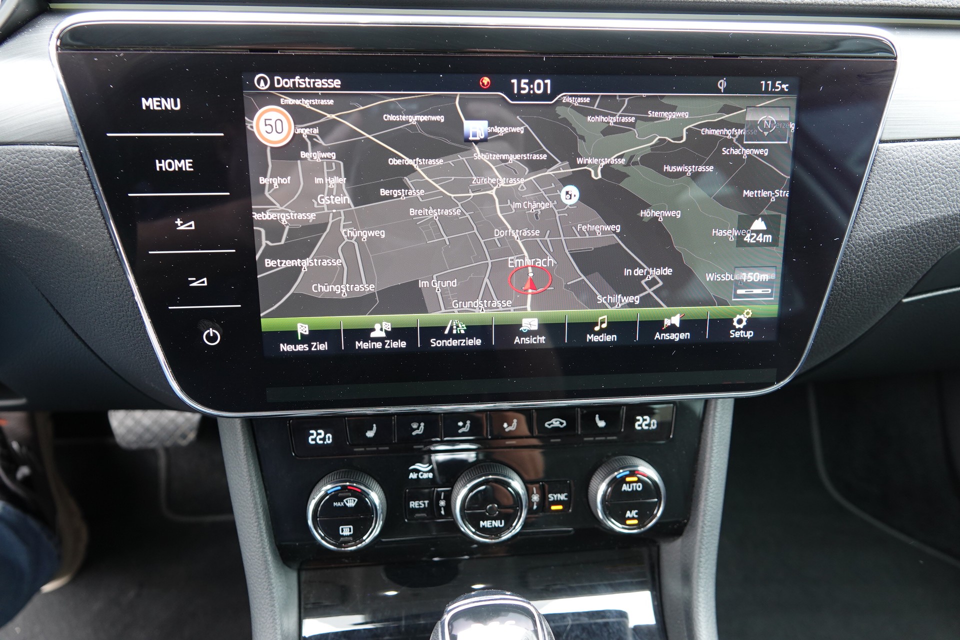 SKODA Superb Combi 1.8 TSI Style DSG-image-11