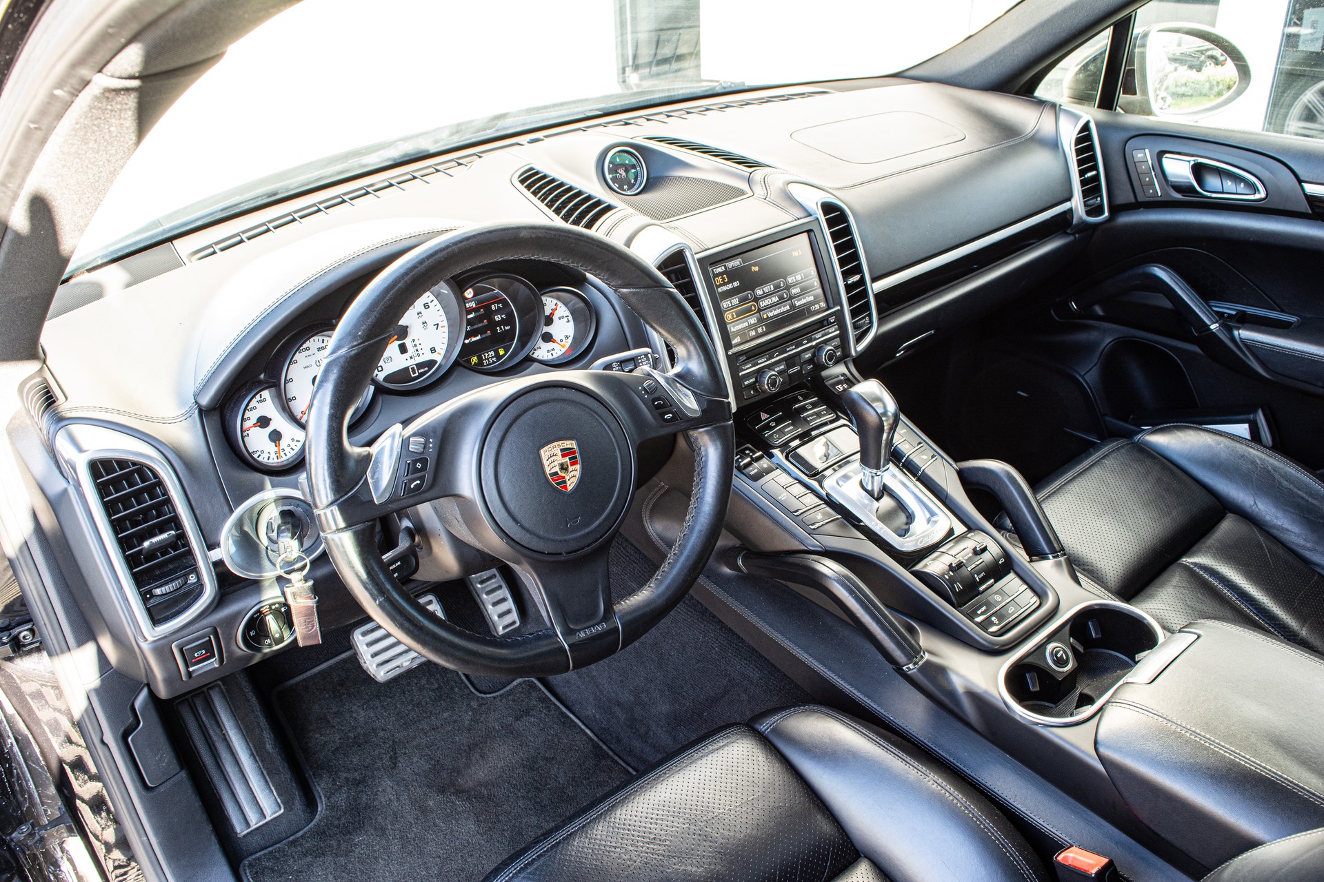 PORSCHE Cayenne S V8-image-7