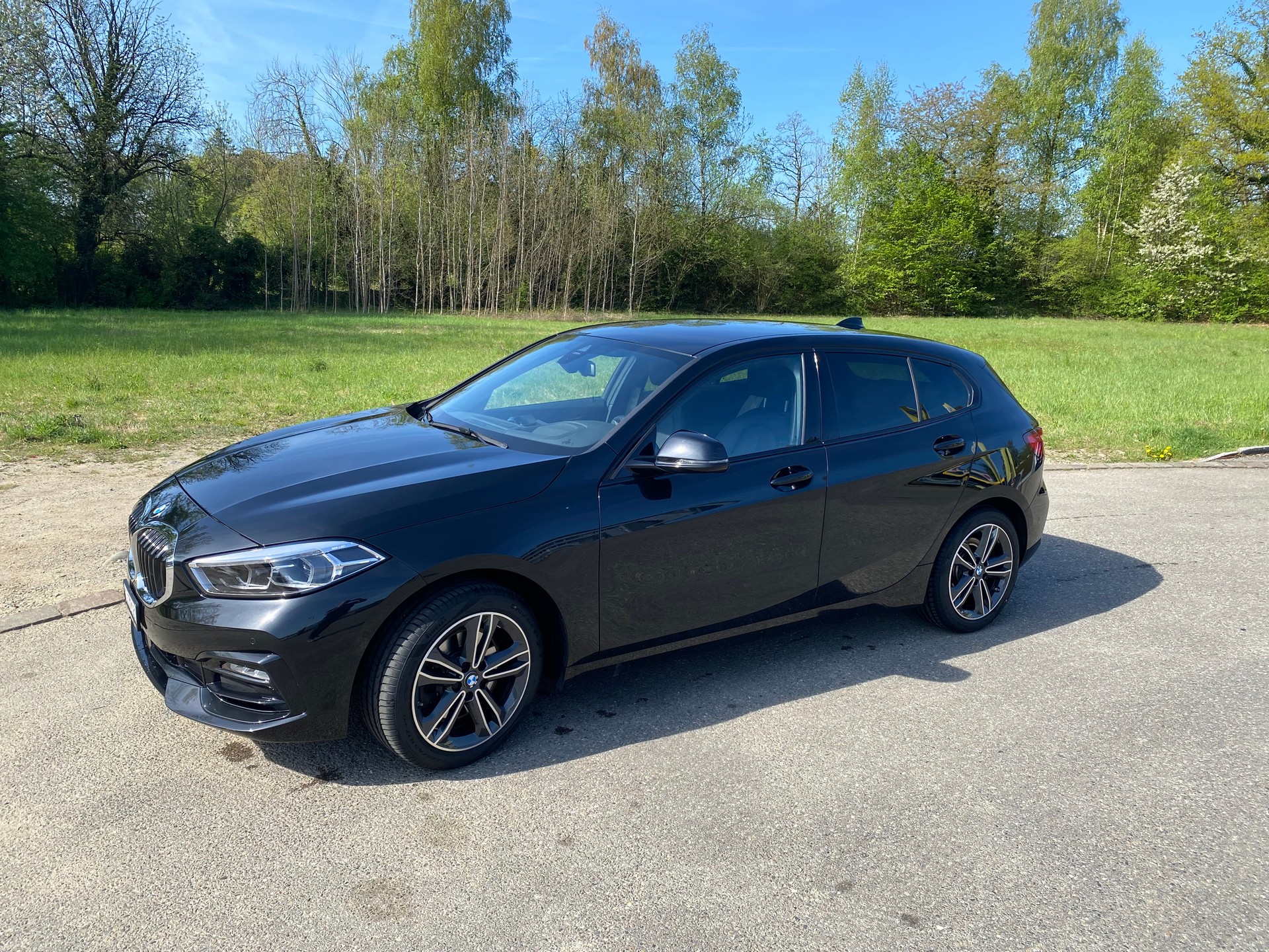 BMW 120d xDrive-image-2