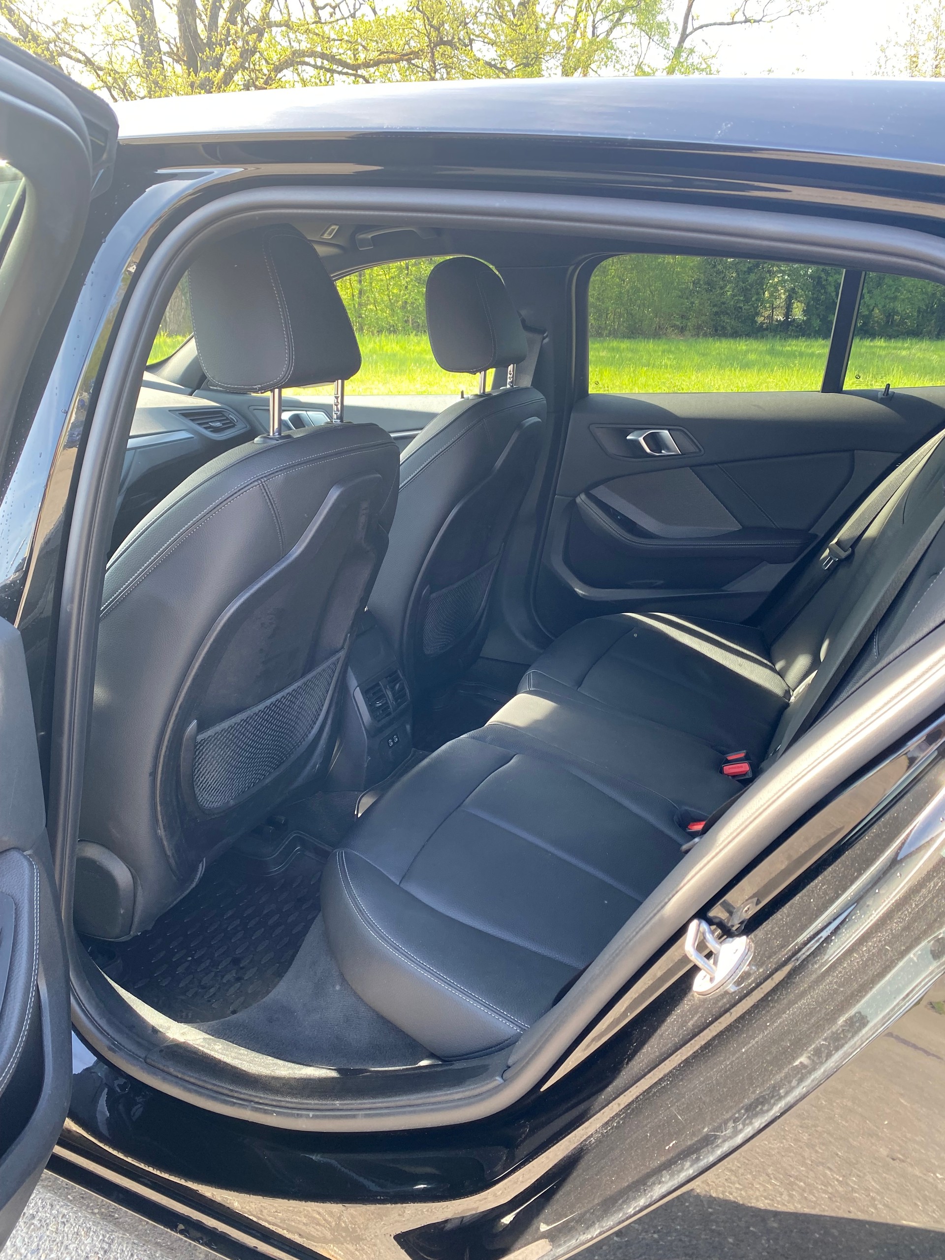 BMW 120d xDrive-image-4