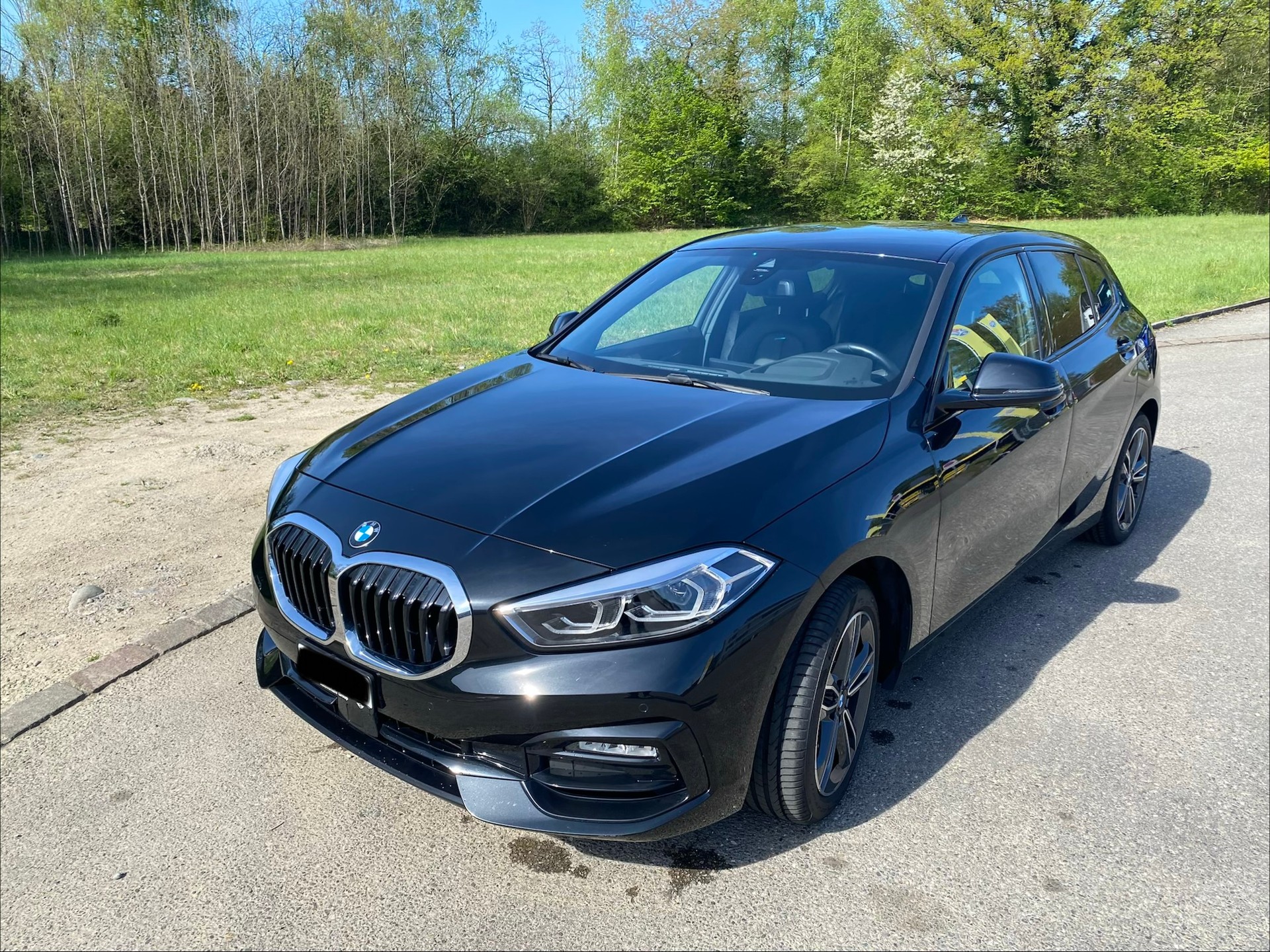 BMW 120d xDrive-image-0