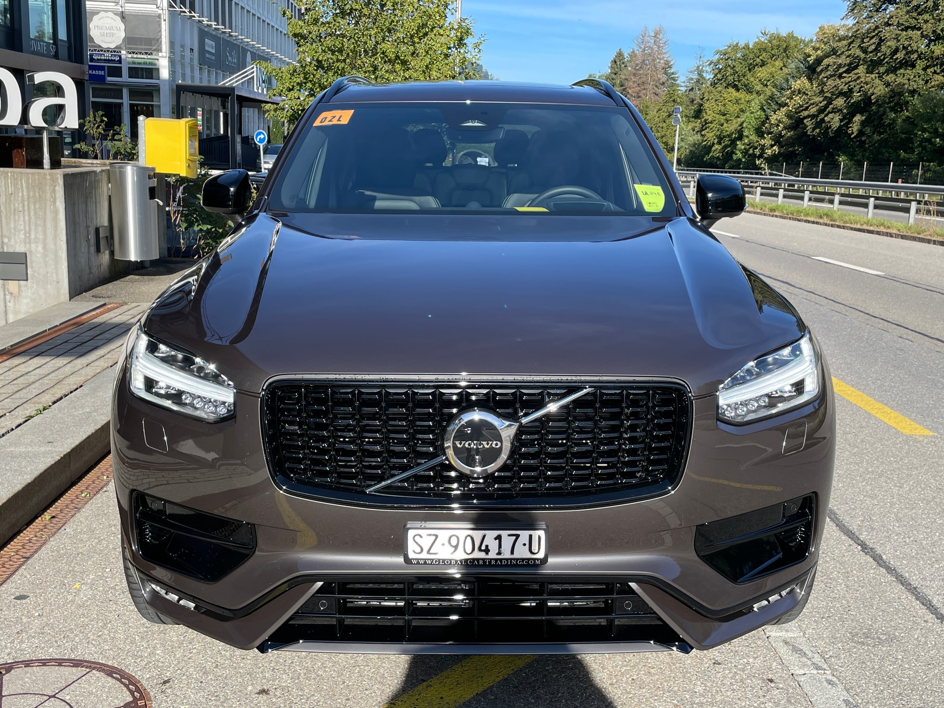 VOLVO XC90 B5 Diesel Mild Hybrid AWD Ultimate Dark Geartronic-showroom-element-1