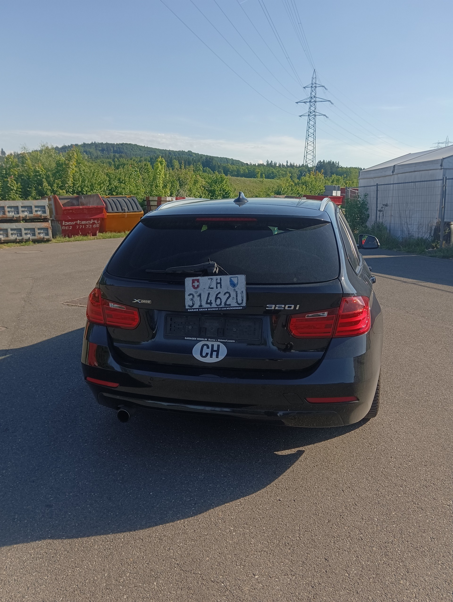 BMW 320i xDrive Touring Steptronic-image-5