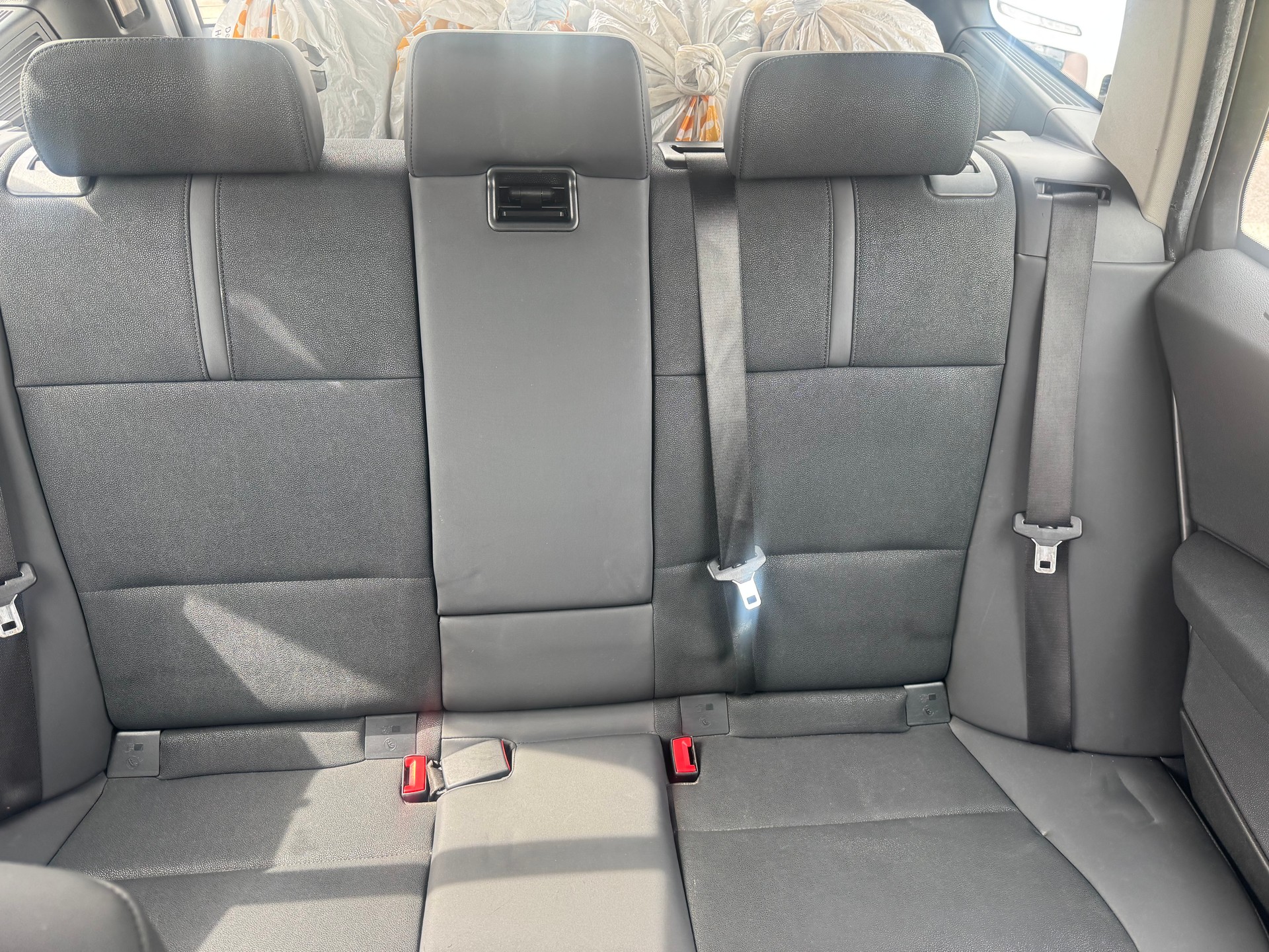 BMW X3 2.5i-image-13