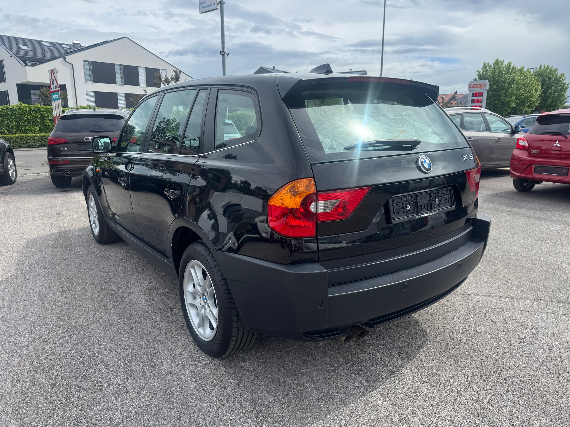 BMW X3 2.5i-image-3