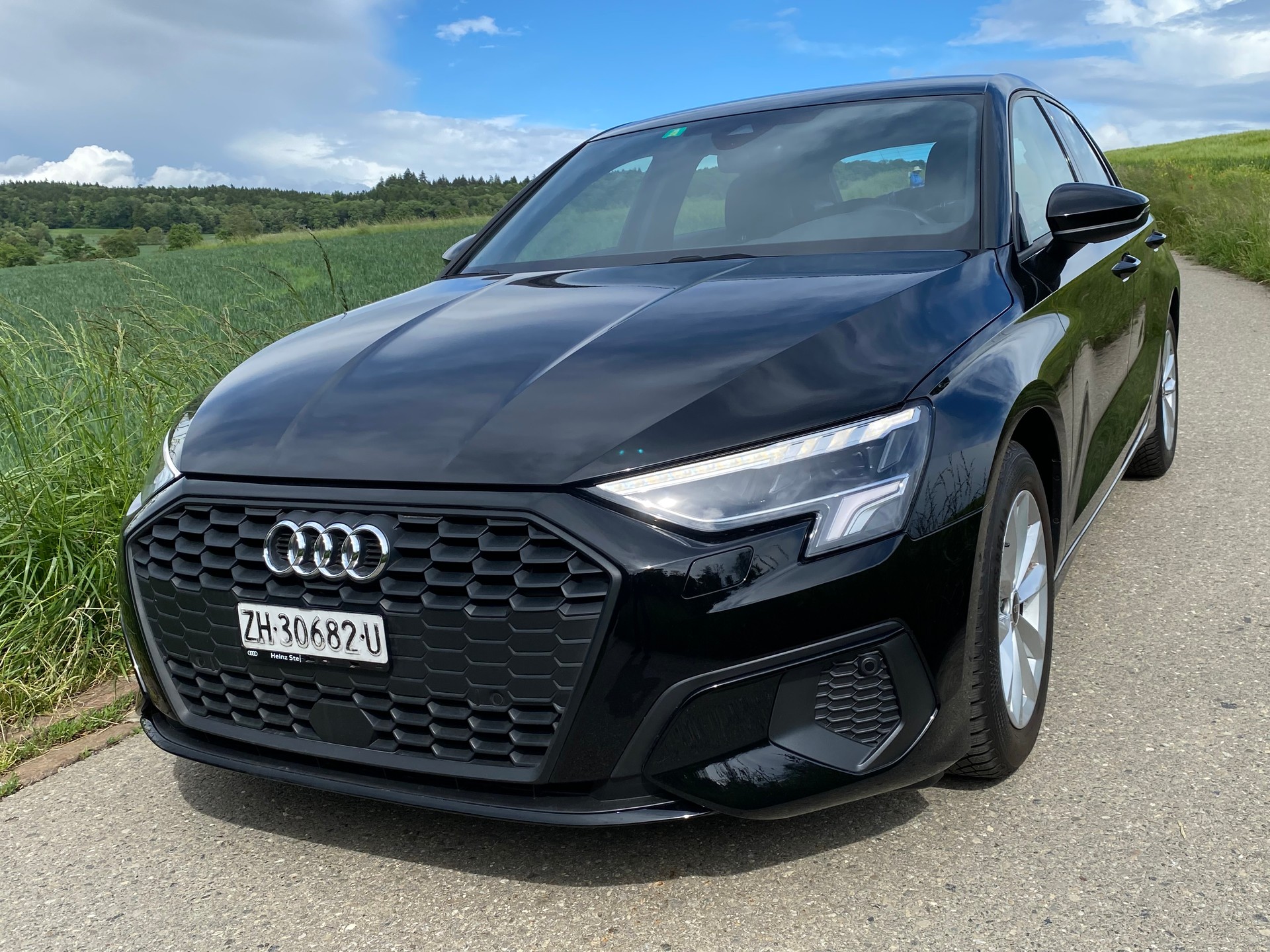 AUDI A3 Sportback 35 TFSI Attraction S-tronic-image-10