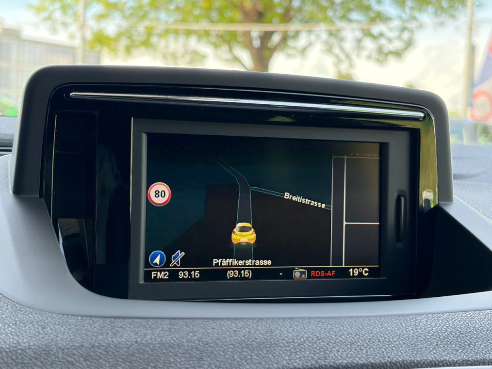 RENAULT Mégane R.S. Coupé 2.0 16V Turbo-image-4