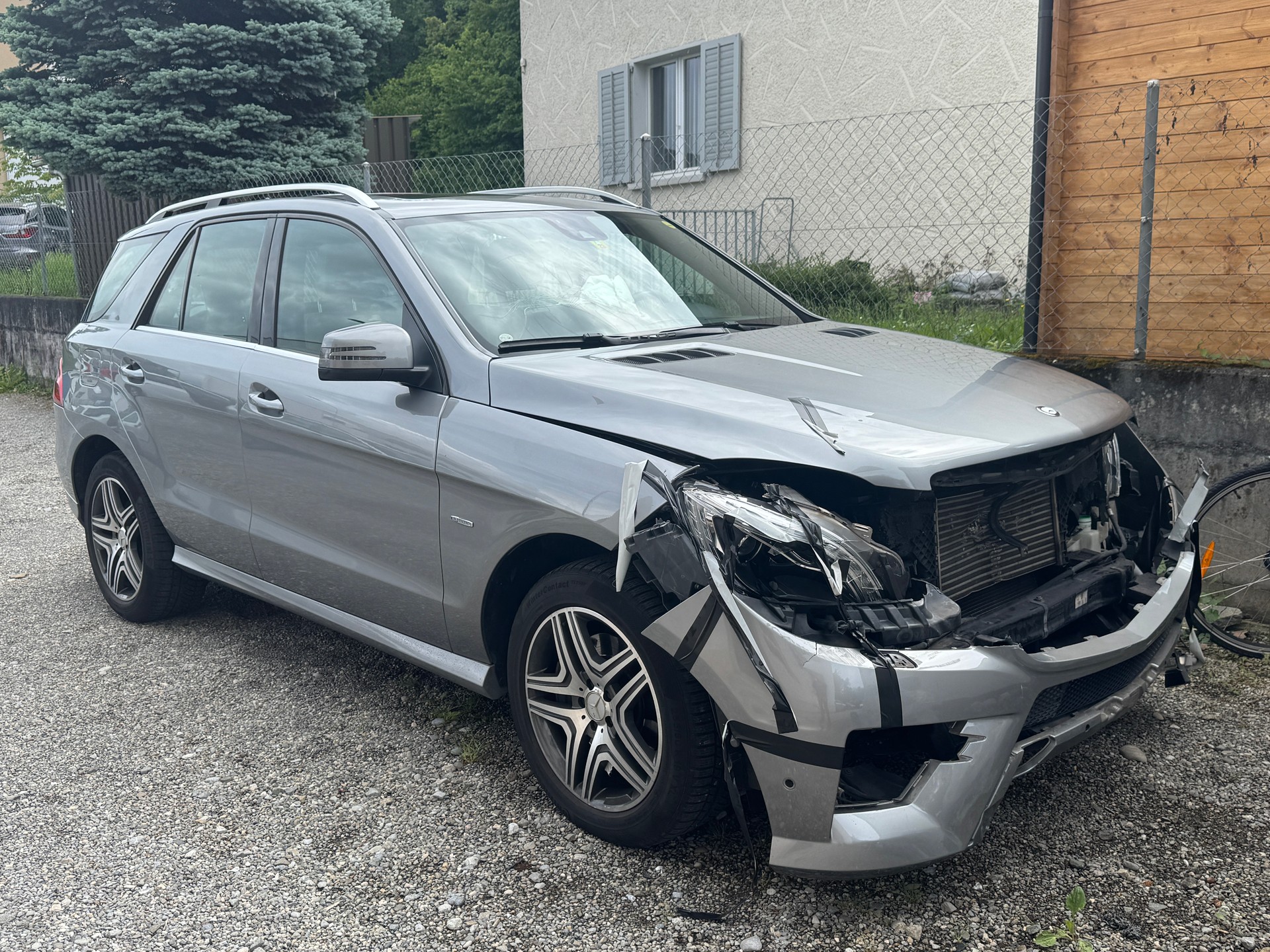 MERCEDES-BENZ ML 350 BlueTEC Edition 4Matic 7G-Tronic-image-12