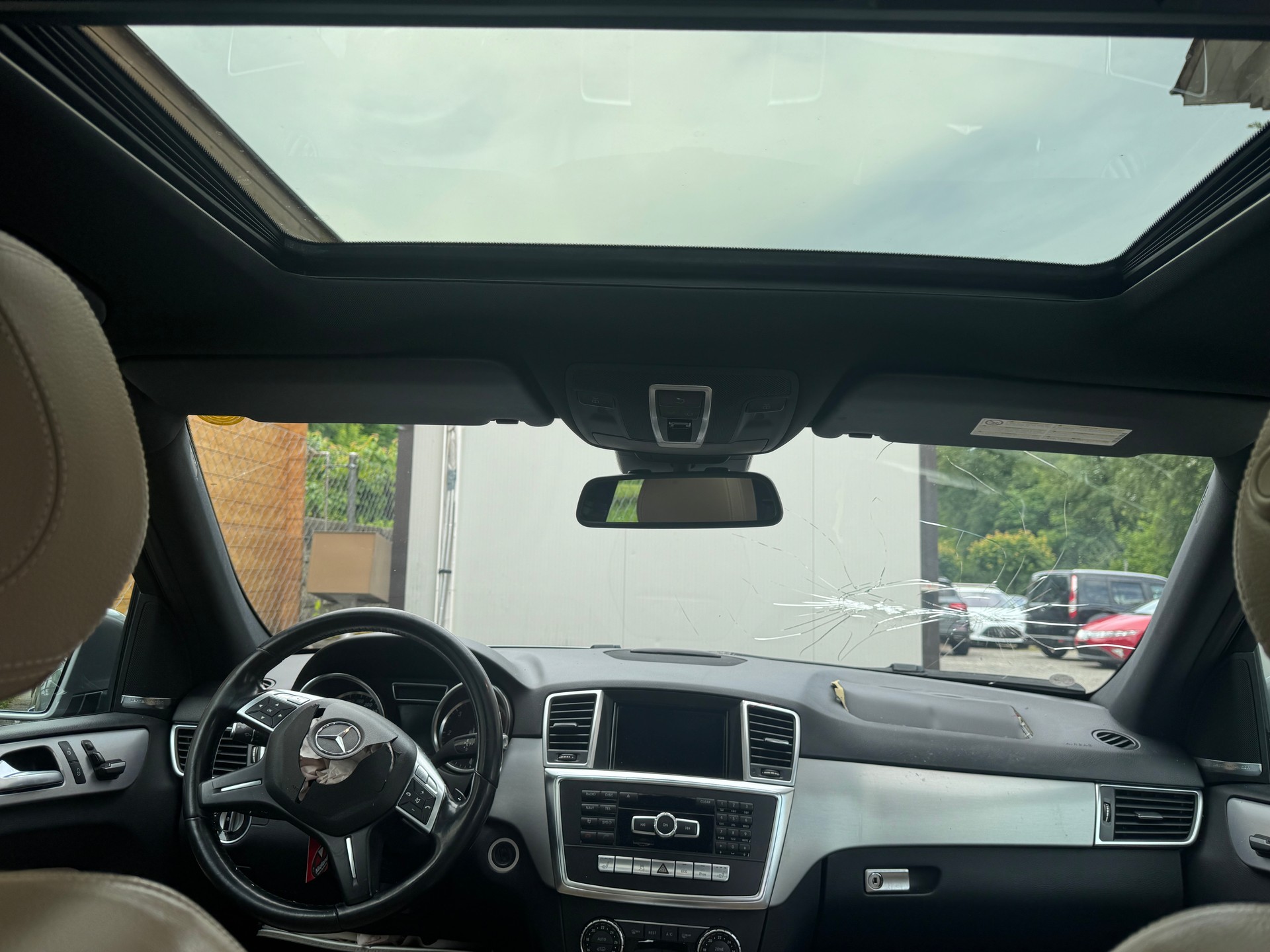 MERCEDES-BENZ ML 350 BlueTEC Edition 4Matic 7G-Tronic-image-8