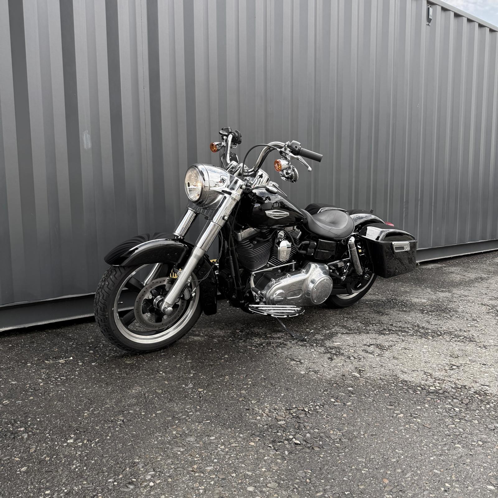 HARLEY-DAVIDSON FLD Dyna Switchback ABS-image-5