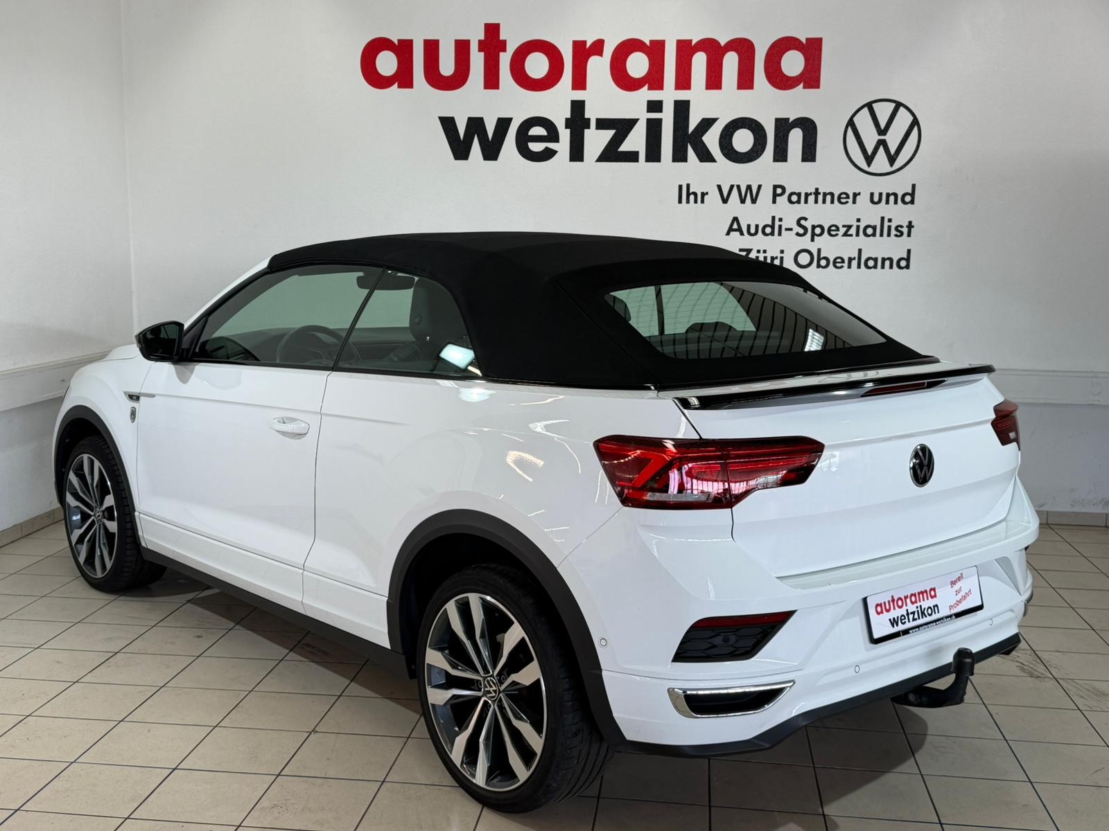 VW T-Roc Cabriolet 1.5 TSI EVO Black & White DSG-image-5