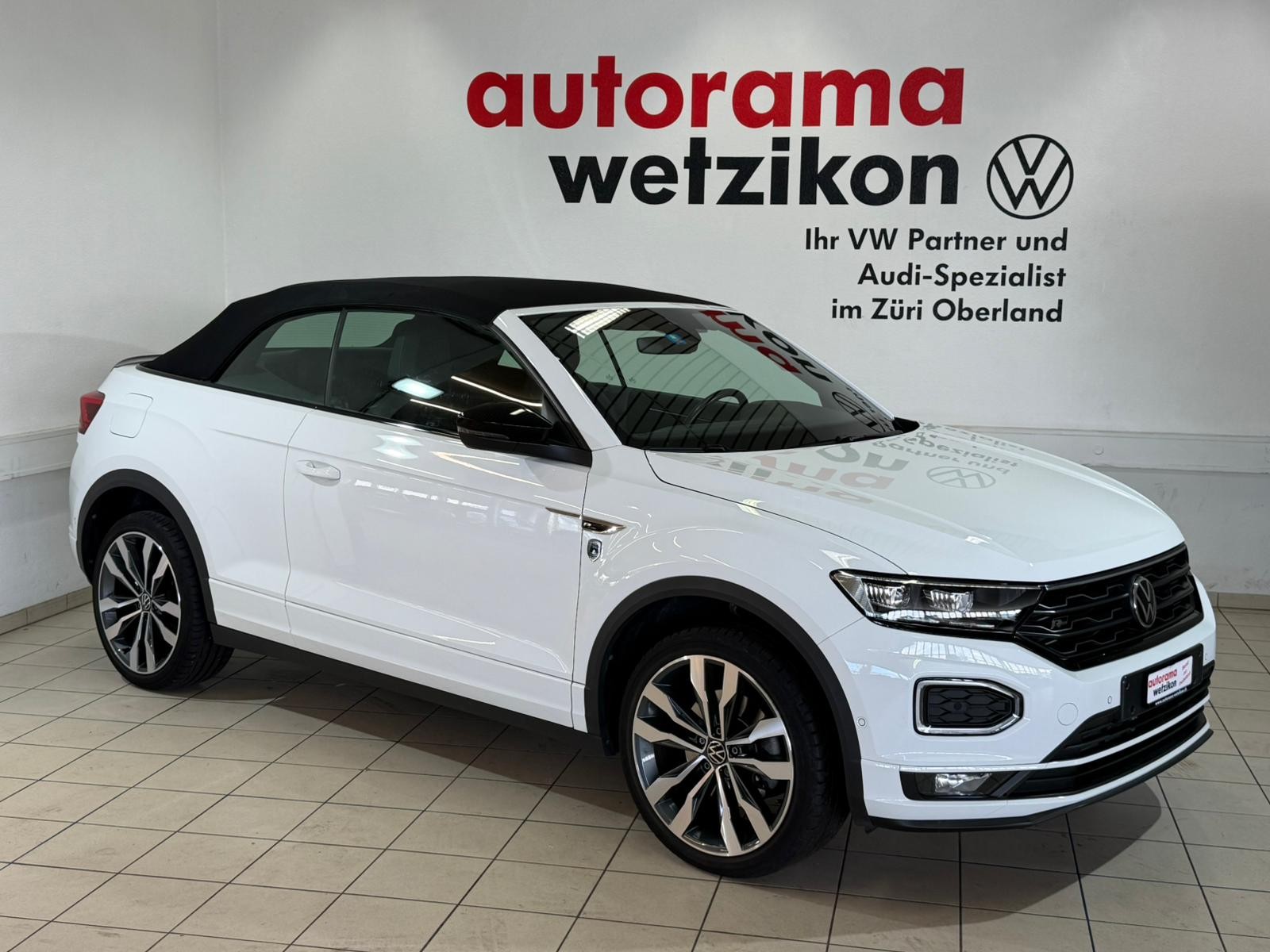 VW T-Roc Cabriolet 1.5 TSI EVO Black & White DSG-image-1