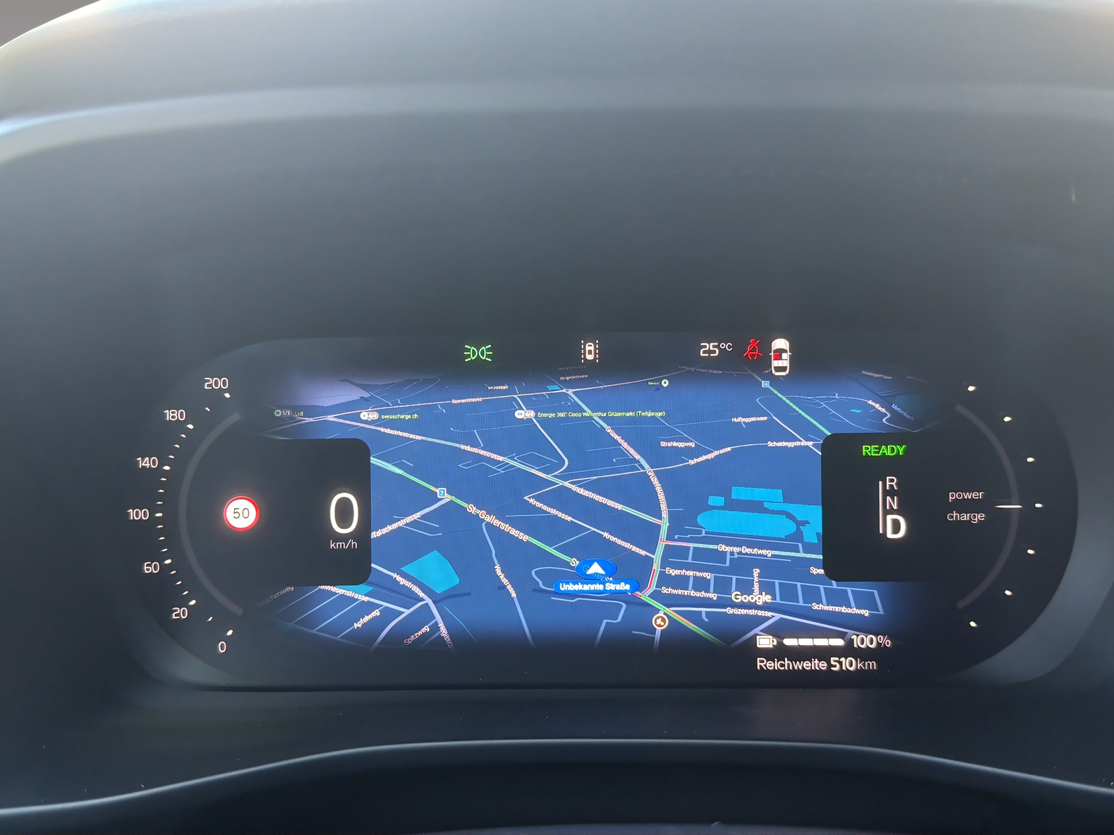 VOLVO EX40 Twin XCENTRIC Edition AWD-image-10