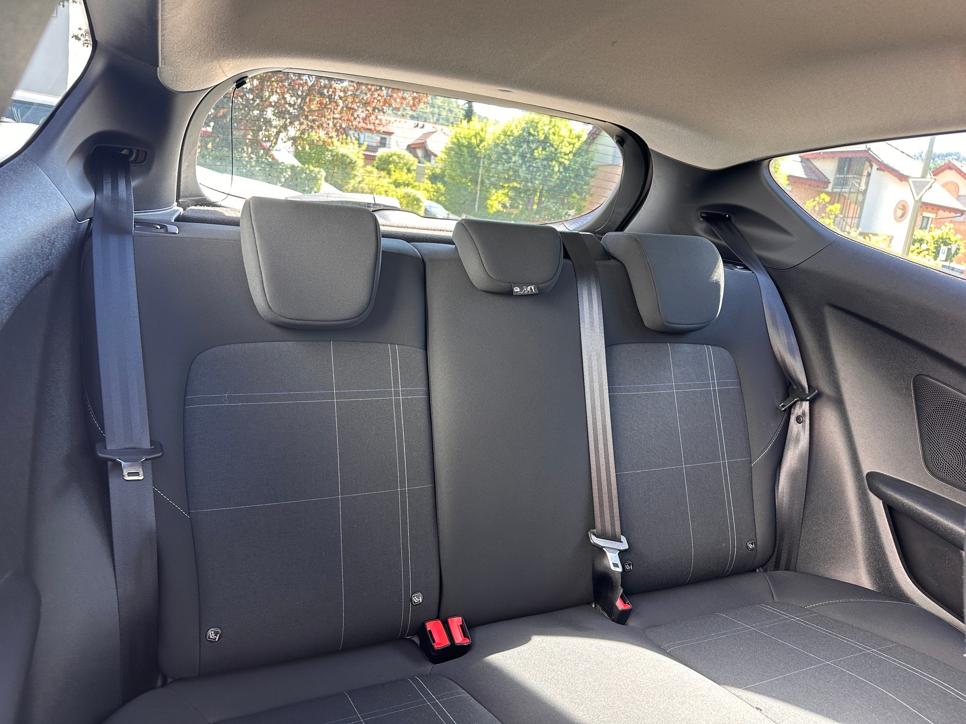 FORD Fiesta 1.0 SCTi Cool & Connect-image-10