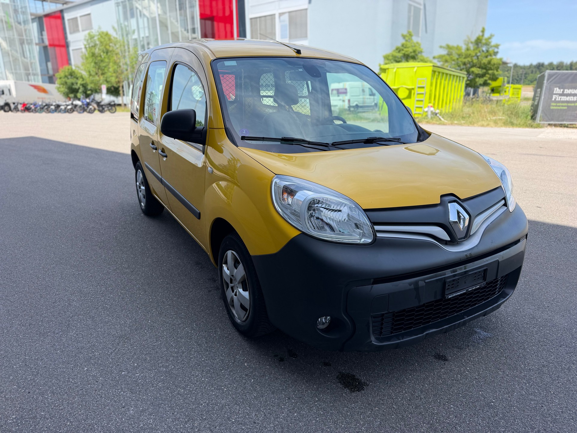 RENAULT Kangoo Medium TCe 115 Business A-image-2
