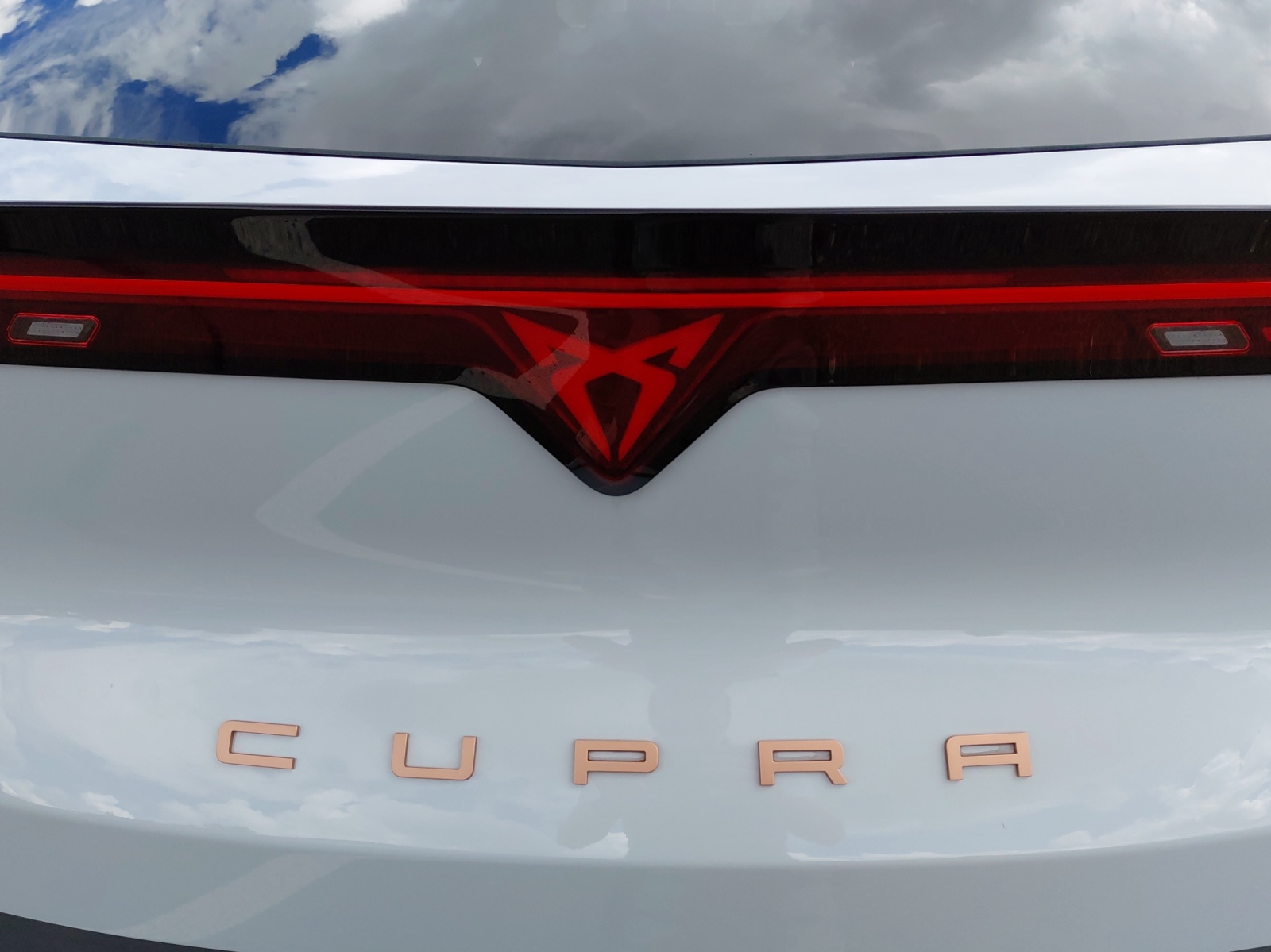CUPRA Tavascan 77 kWh Edge Prime Edition-image-15