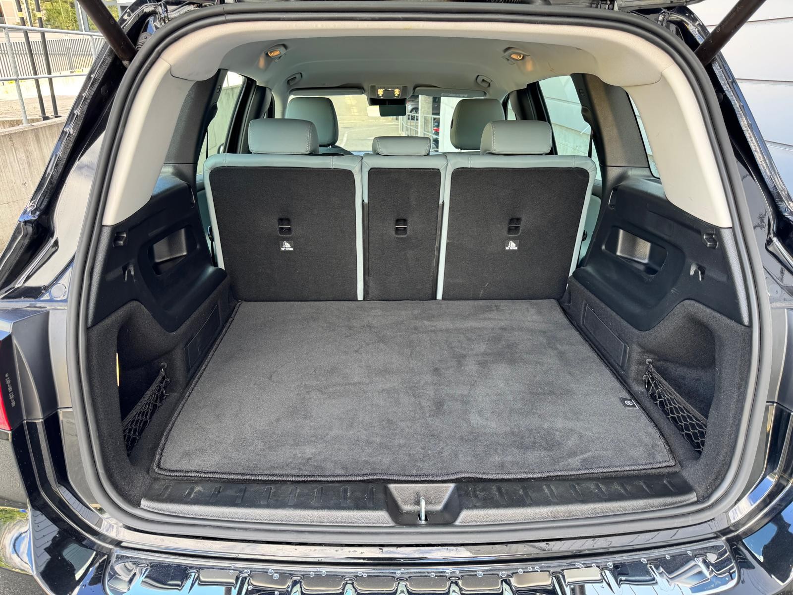MERCEDES-BENZ 220 CDI 4Matic-image-11