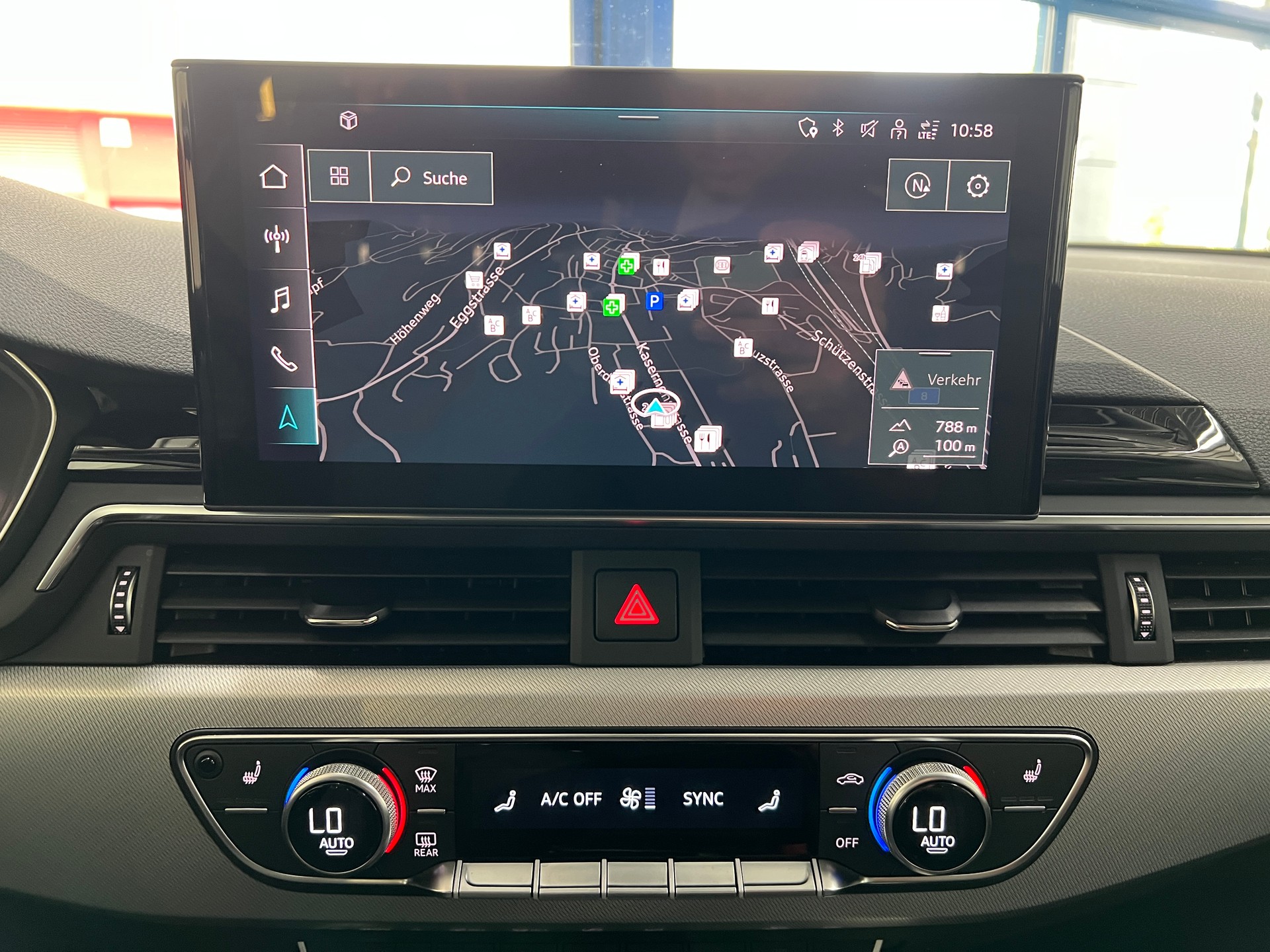 AUDI A4 allroad 40 TDI quattro tiptronic-image-15