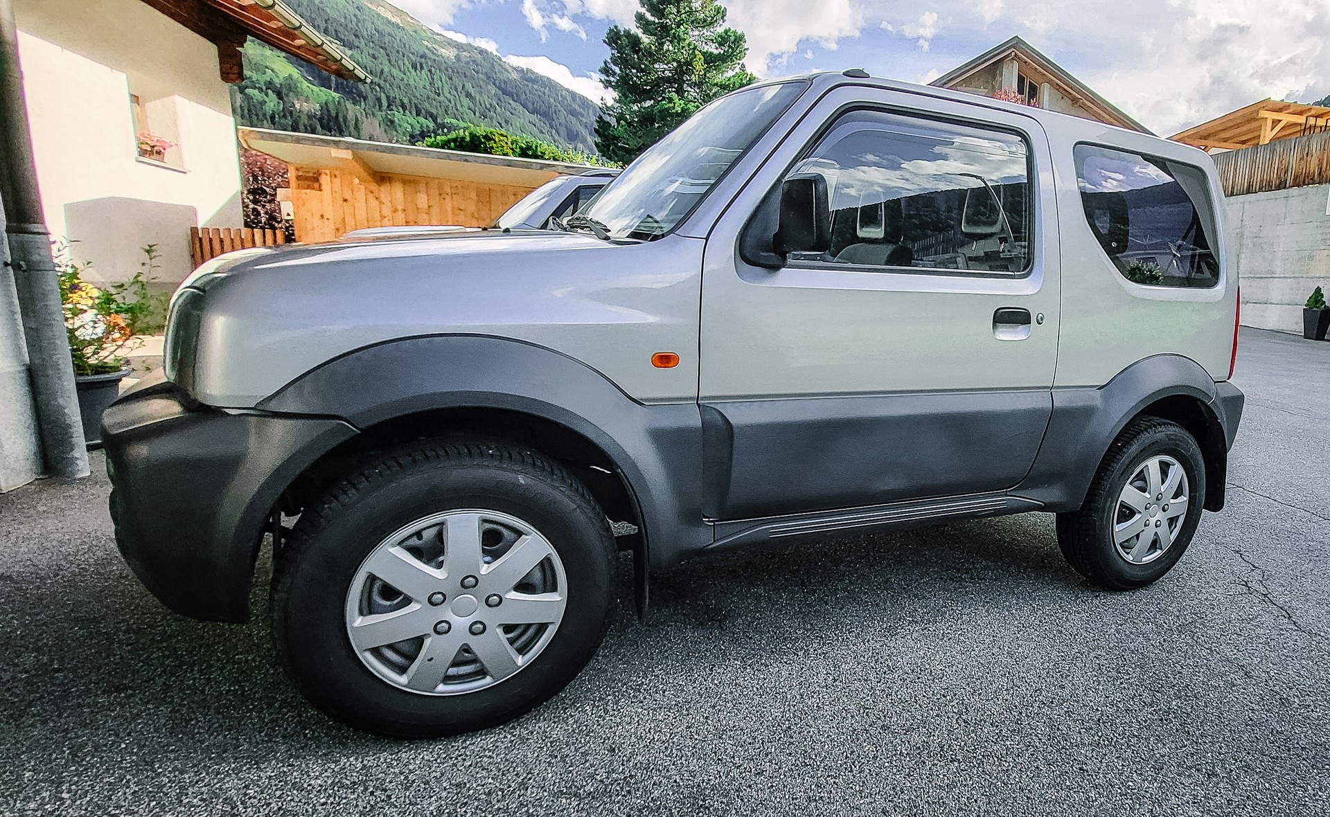 SUZUKI 1.3 4WD Country-image-1