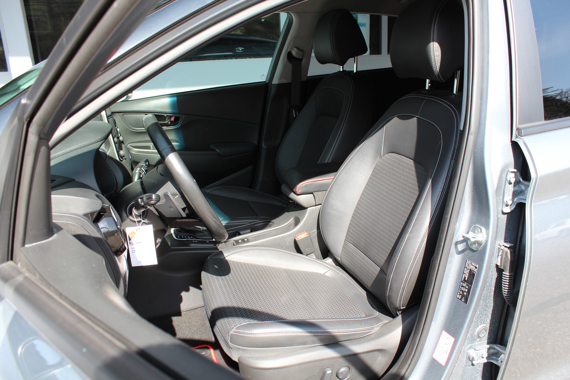 HYUNDAI Kona 1.6 GDi HEV Vertex DCT-image-4