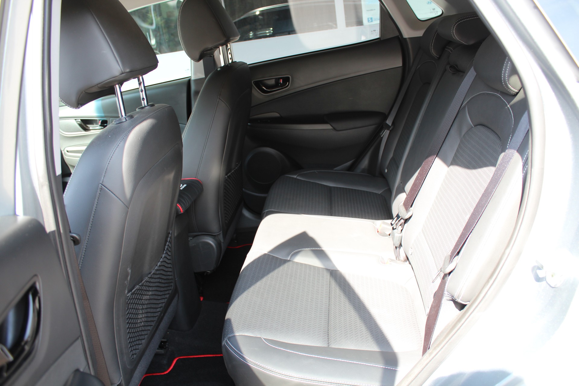 HYUNDAI Kona 1.6 GDi HEV Vertex DCT-image-6
