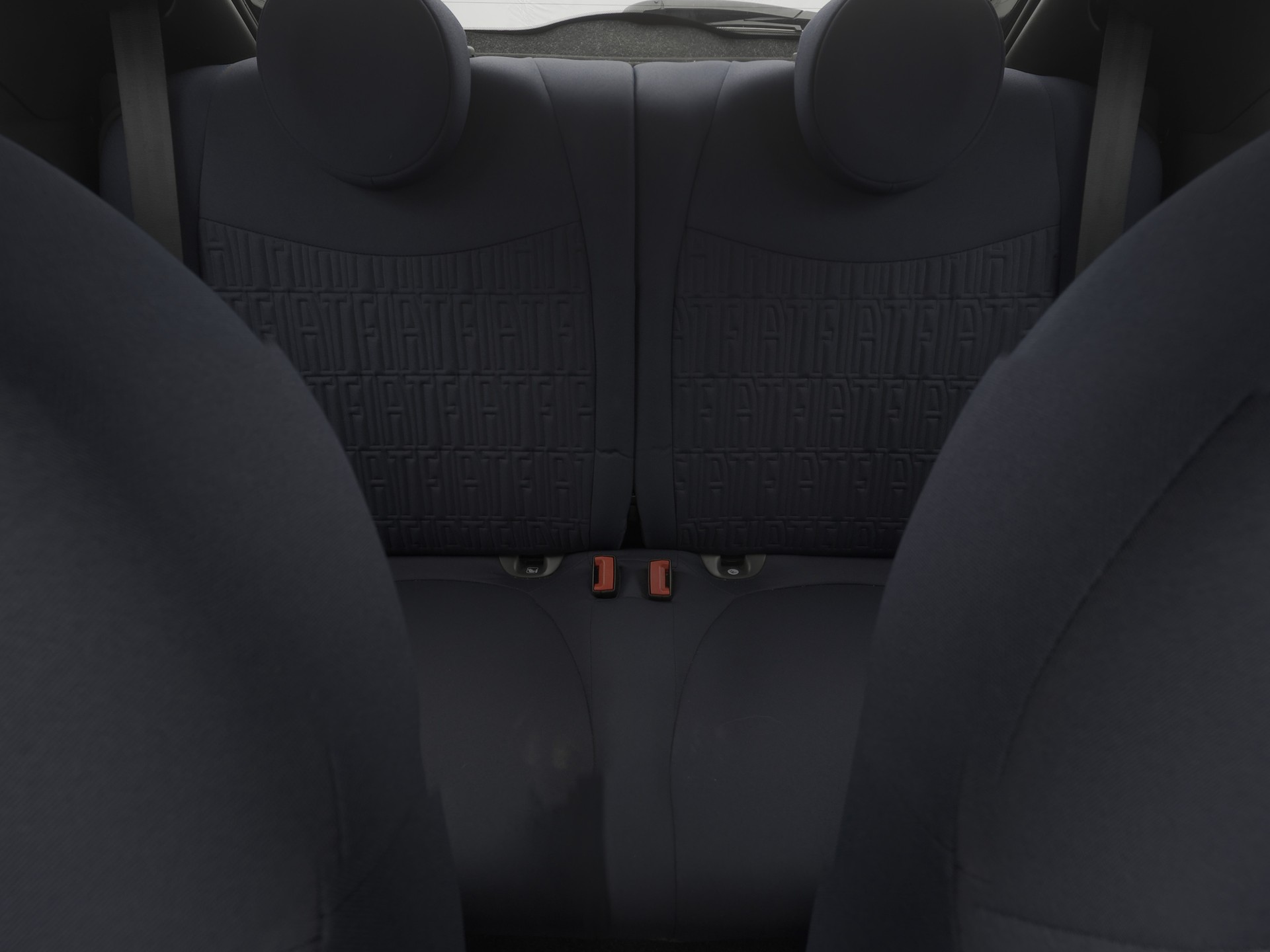 FIAT 500 1.0 Hybrid Cult-image-10