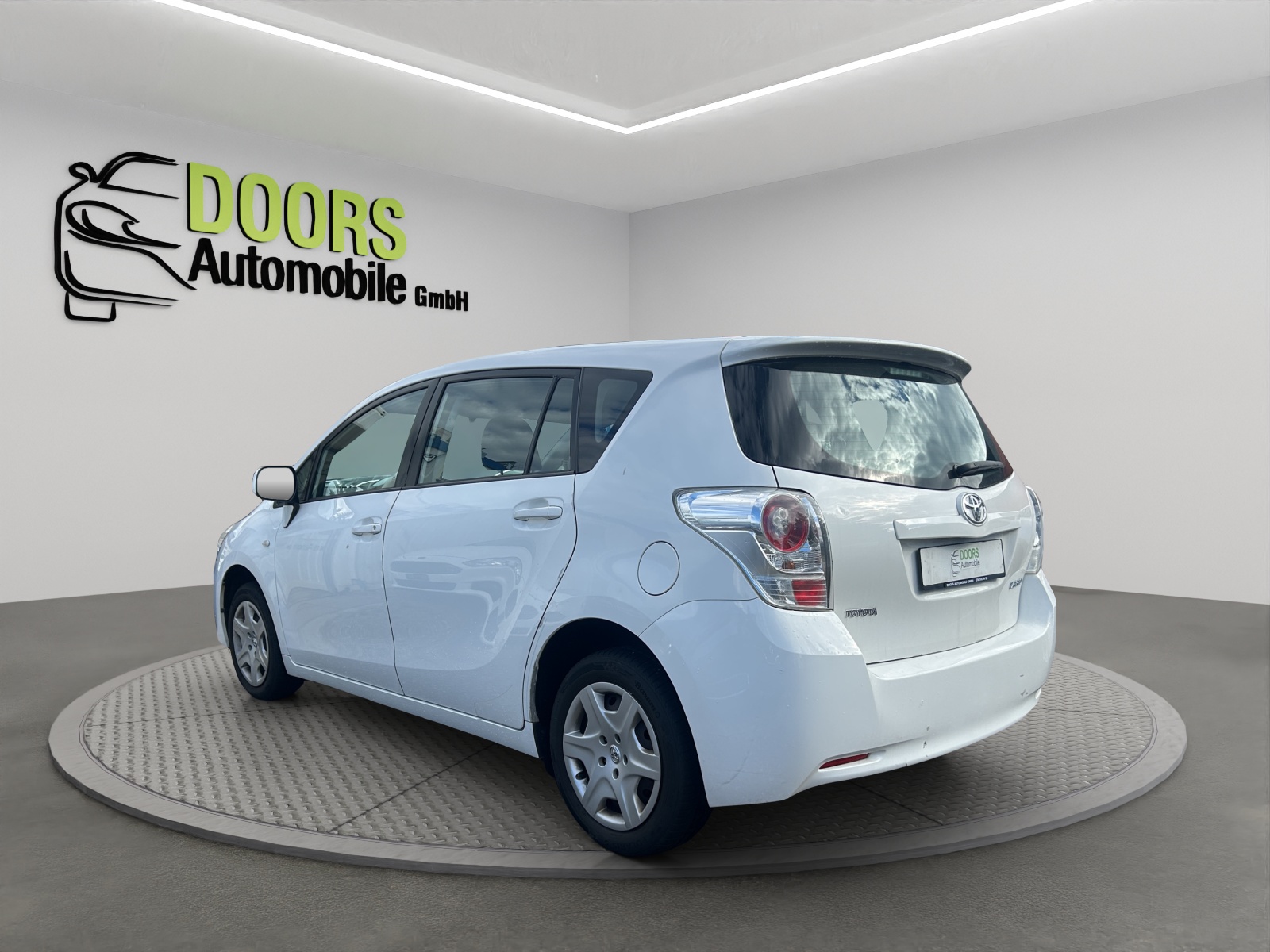 TOYOTA Verso 1.6 Linea Terra-image-5