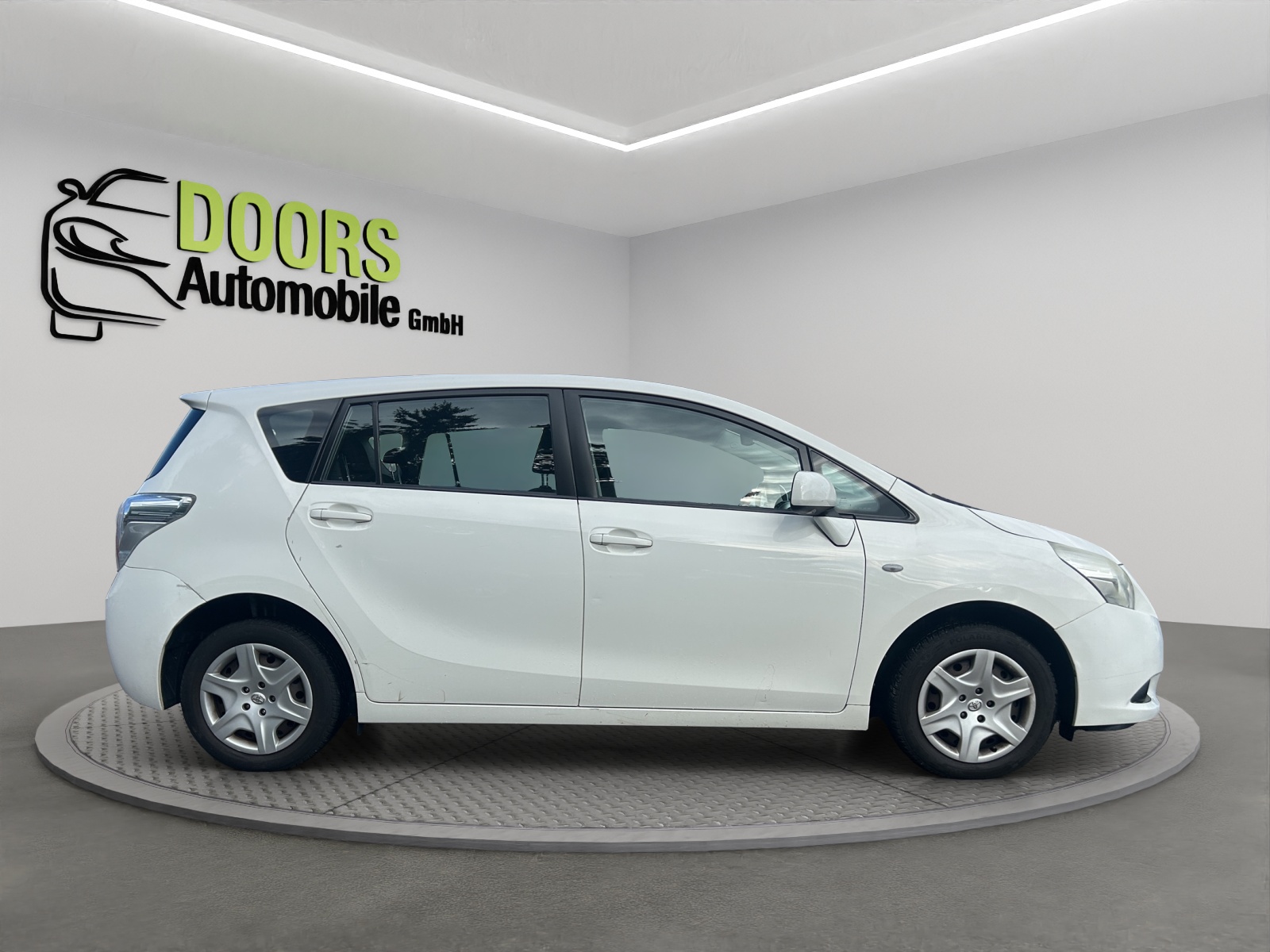 TOYOTA Verso 1.6 Linea Terra-image-6