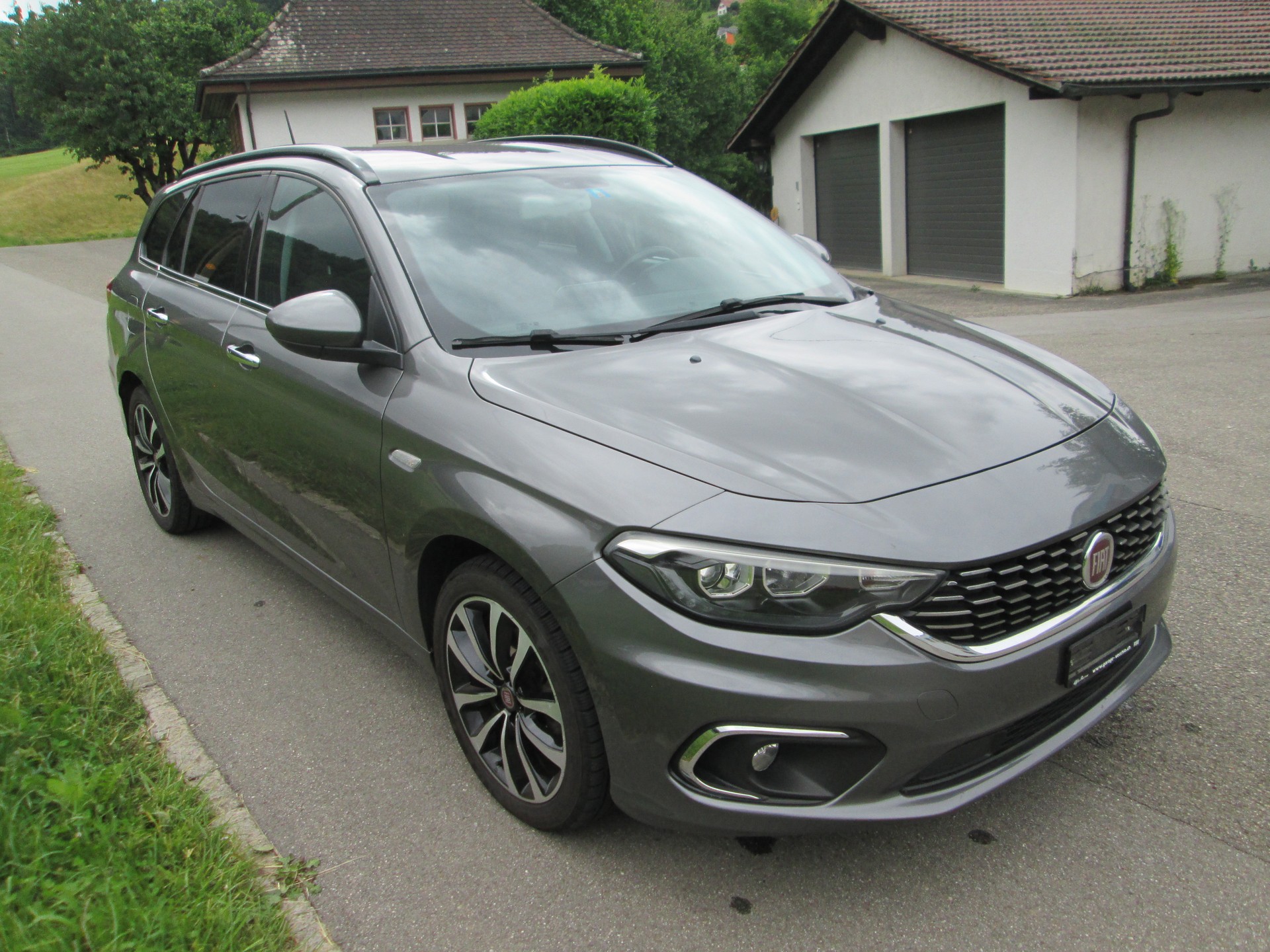 FIAT Tipo 1.4TJet Station Wagon Pop Star-image-2