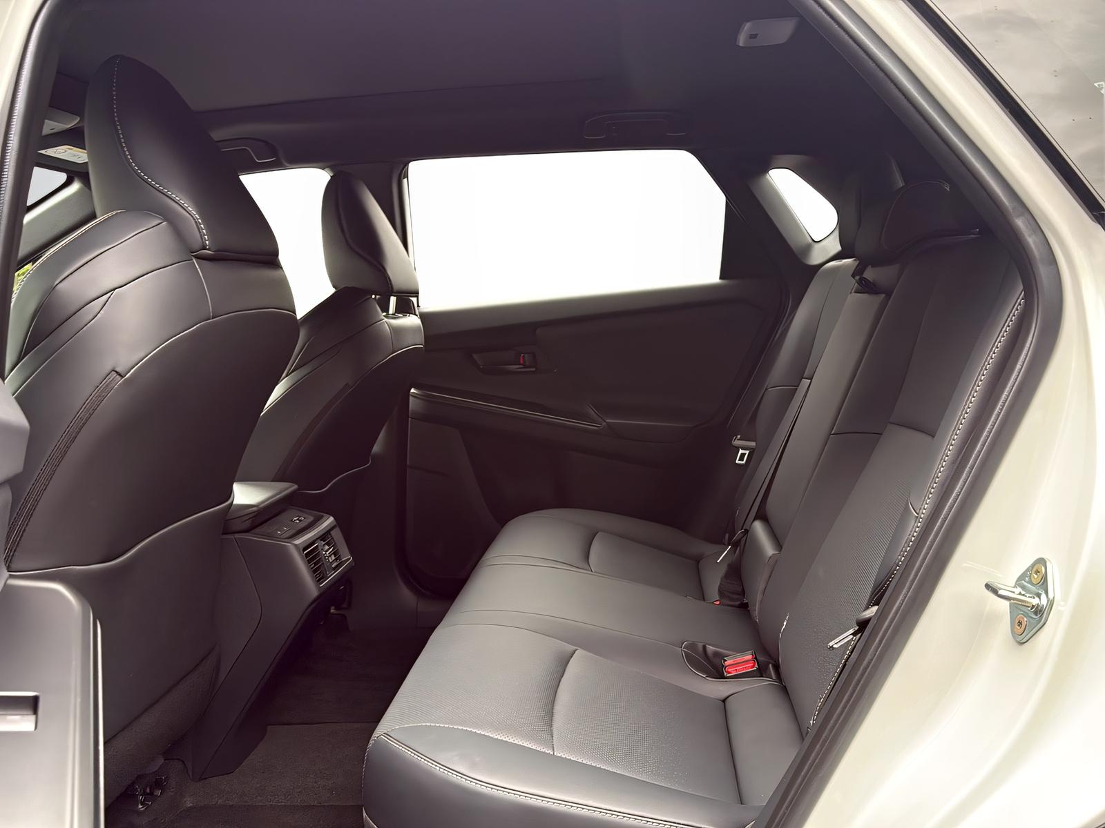 TOYOTA bZ4X Premium AWD-image-9