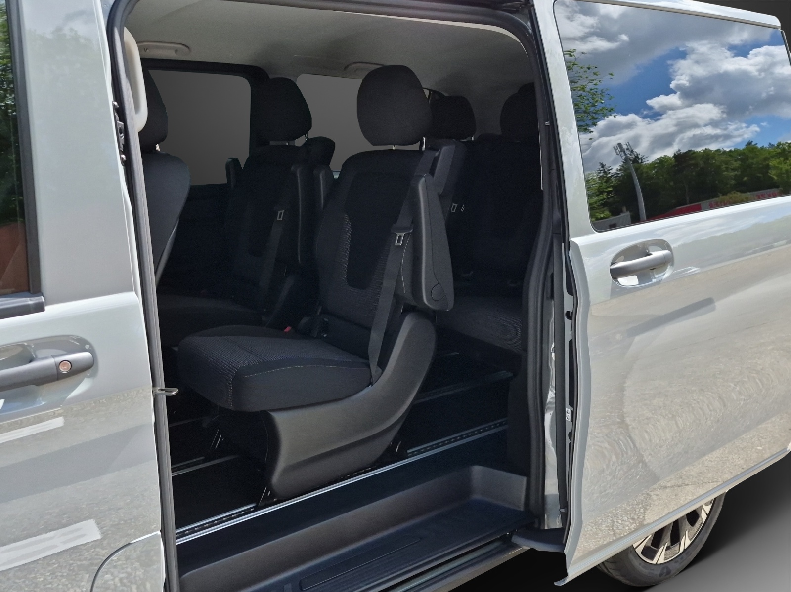 MERCEDES-BENZ VITO-image-8