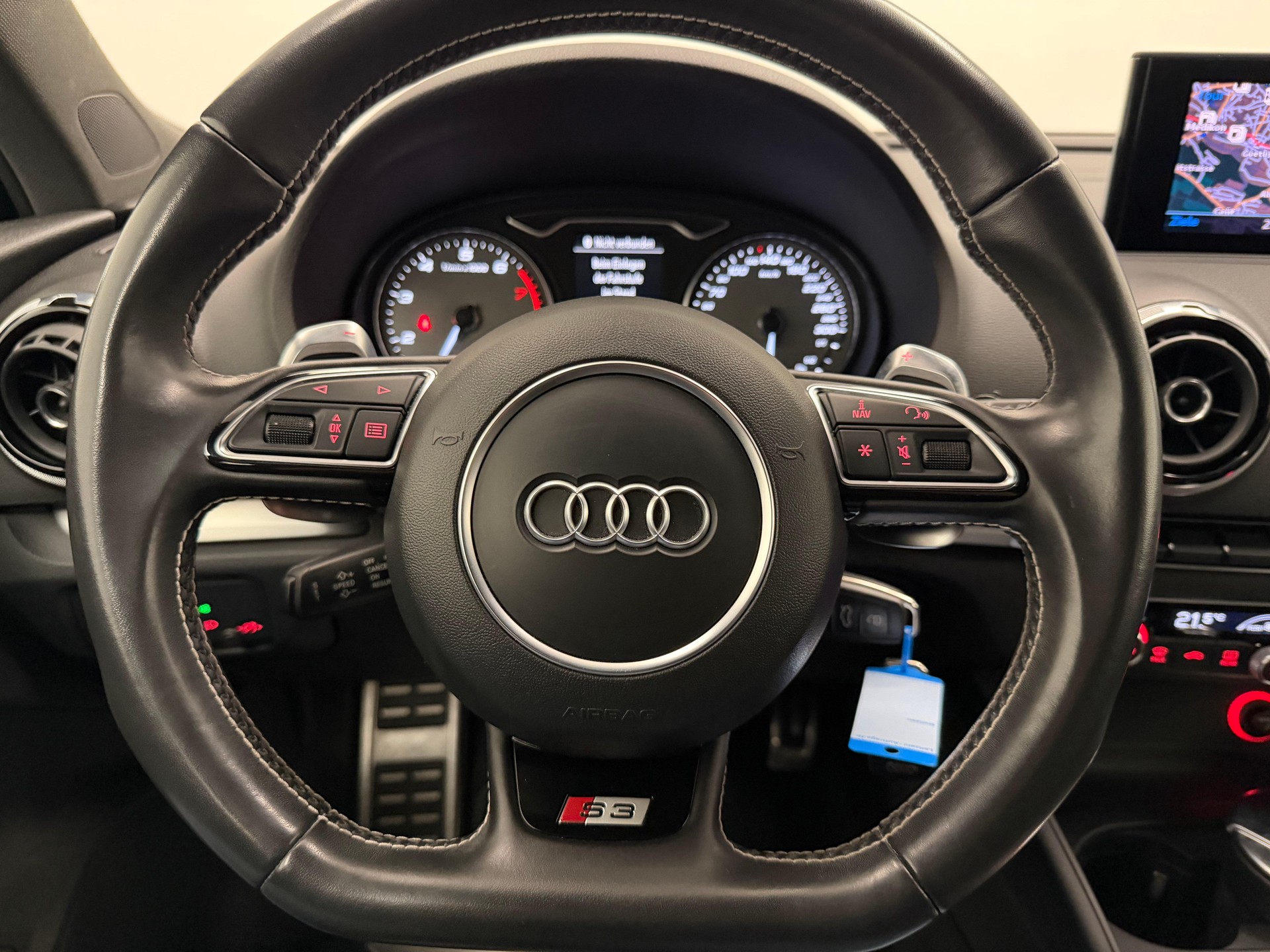 AUDI S3 Sportback 2.0 T FSI quattro S-Tronic-image-14