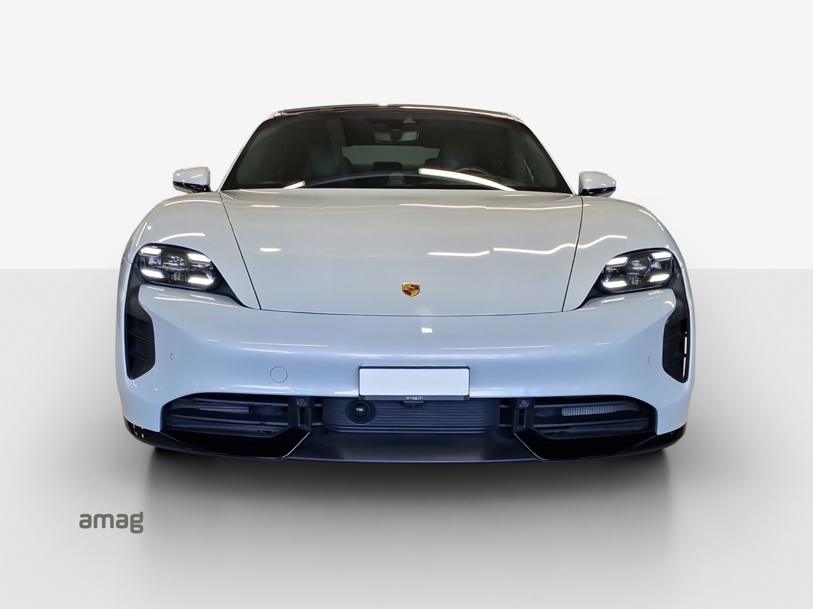 PORSCHE Taycan Turbo-image-6